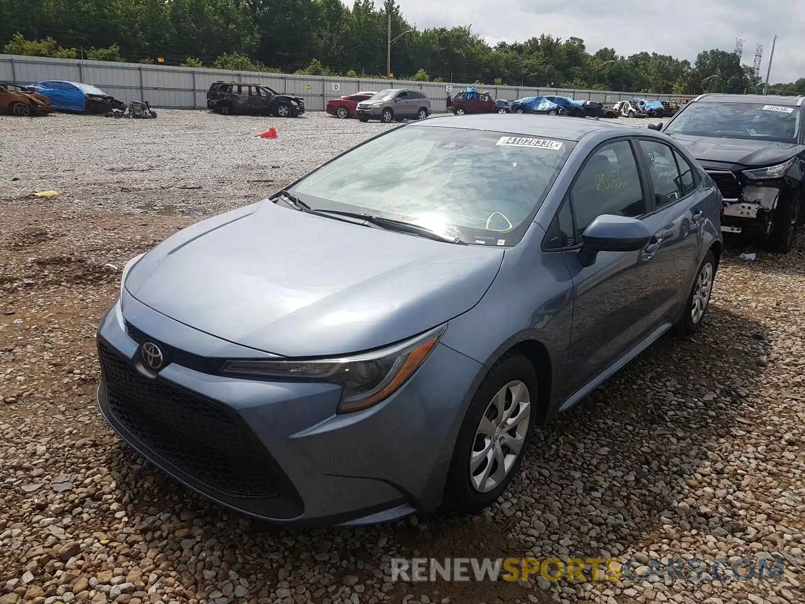 2 Photograph of a damaged car 5YFEPRAE7LP036598 TOYOTA COROLLA 2020