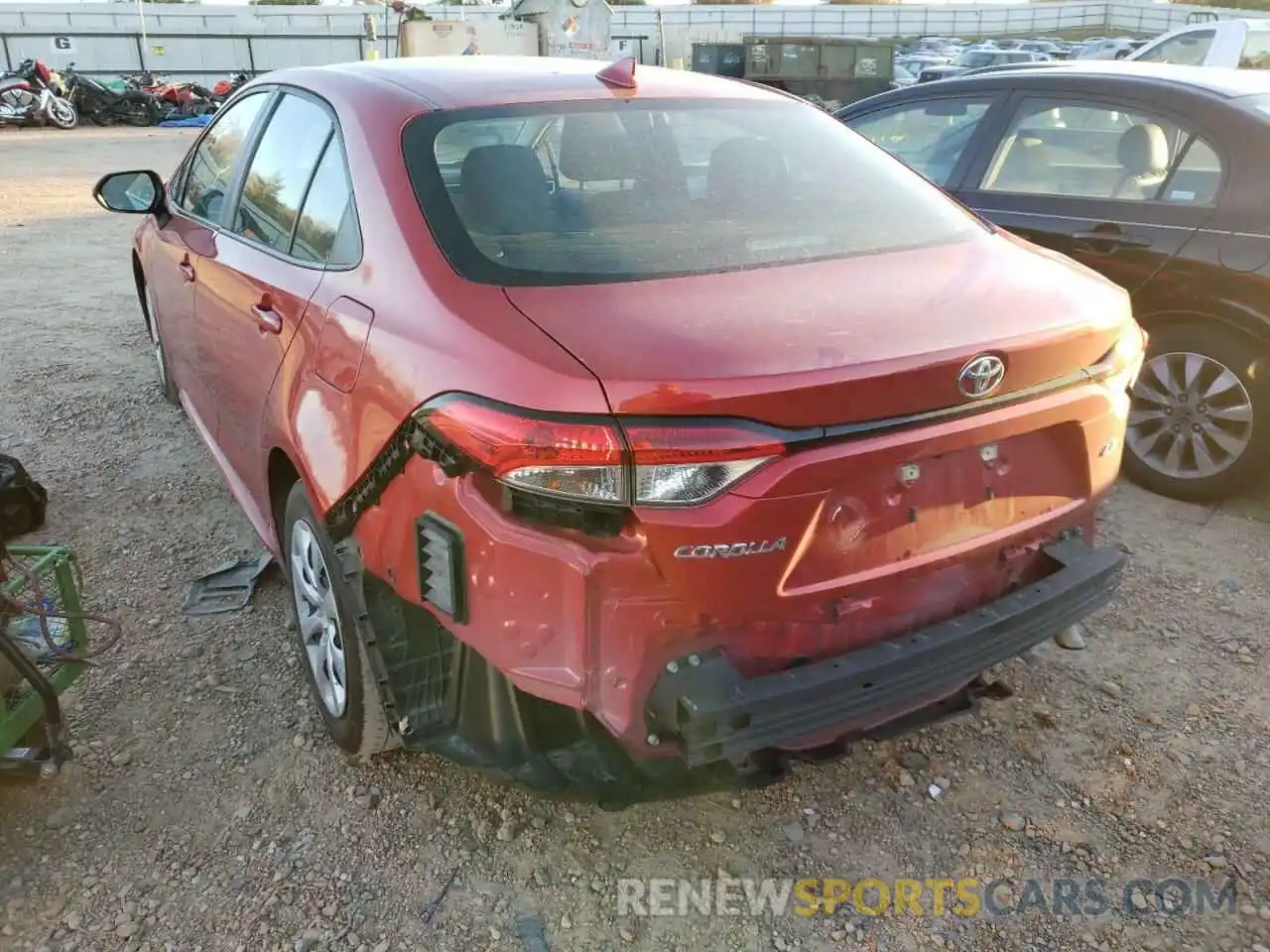 3 Photograph of a damaged car 5YFEPRAE7LP038397 TOYOTA COROLLA 2020