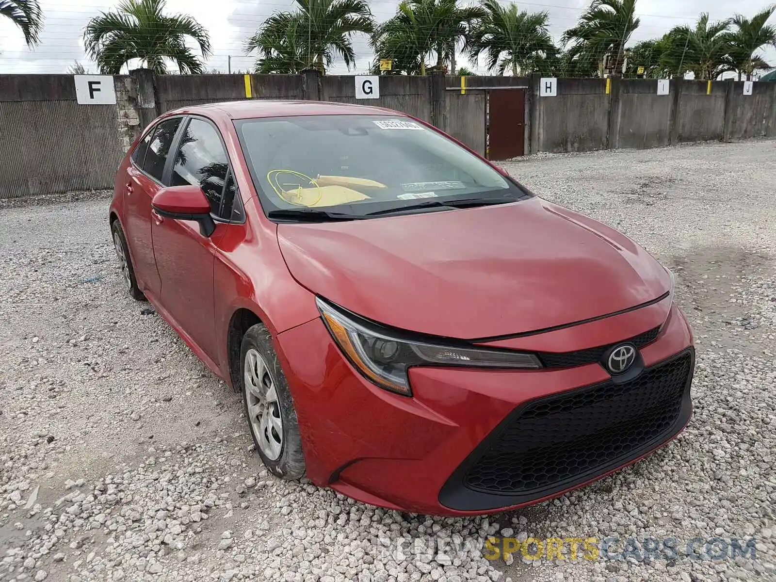 1 Photograph of a damaged car 5YFEPRAE7LP038741 TOYOTA COROLLA 2020