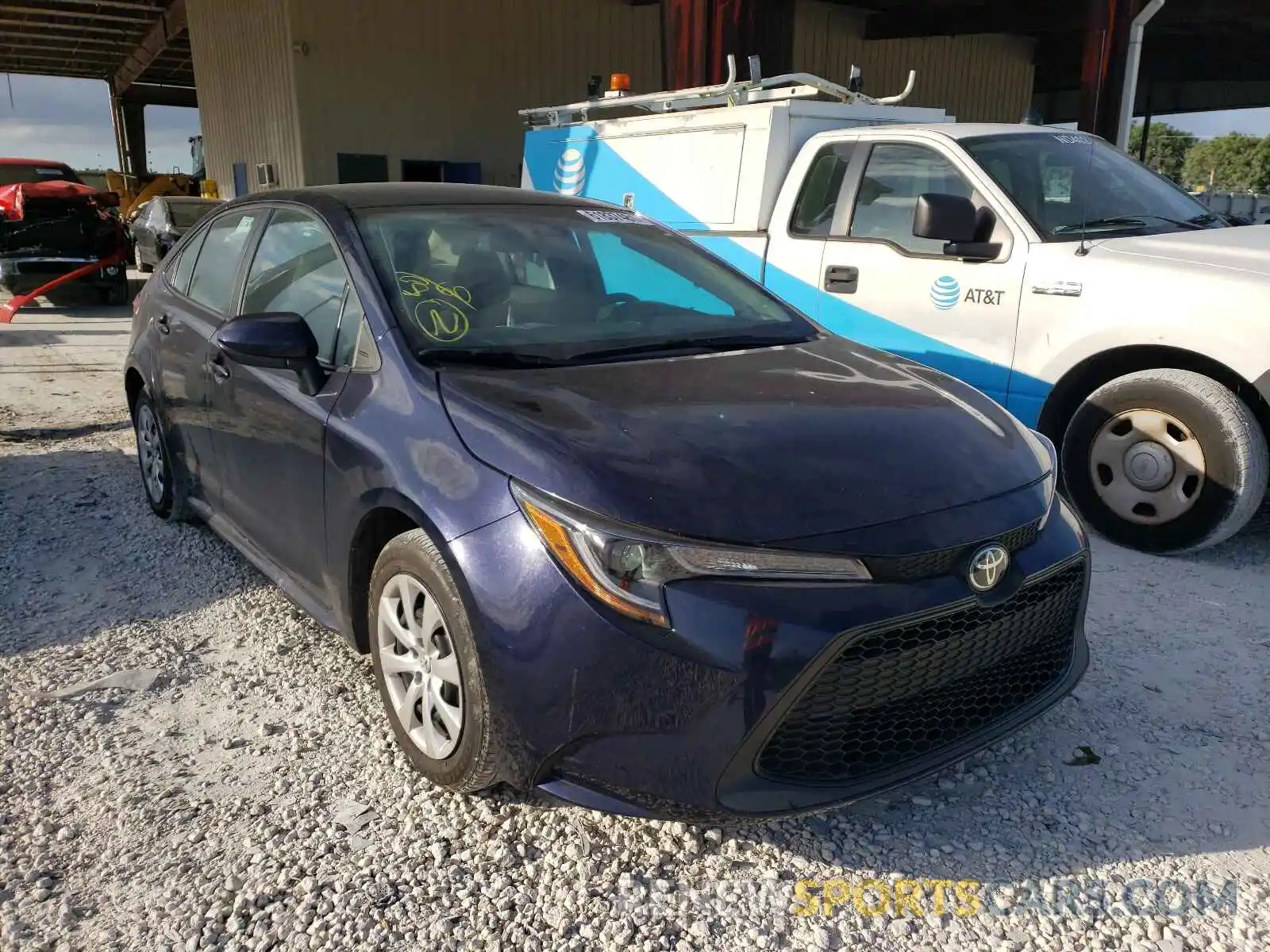 1 Photograph of a damaged car 5YFEPRAE7LP038772 TOYOTA COROLLA 2020