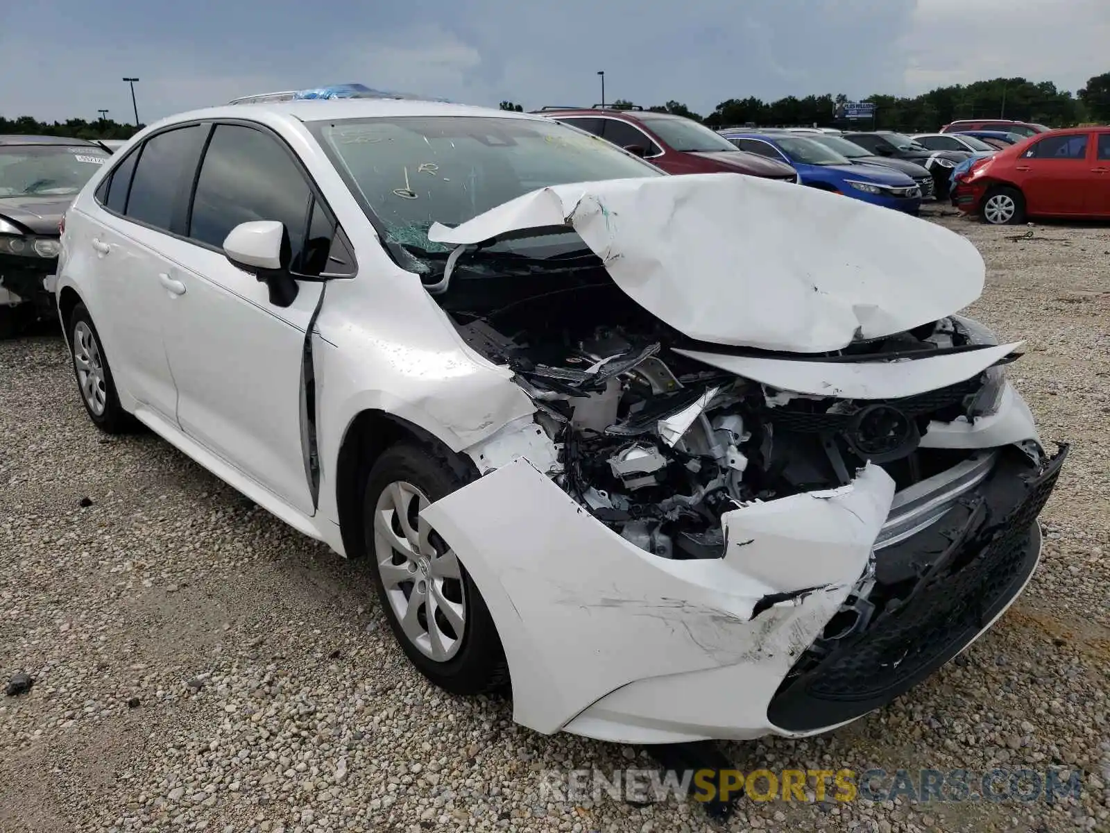 1 Photograph of a damaged car 5YFEPRAE7LP044197 TOYOTA COROLLA 2020