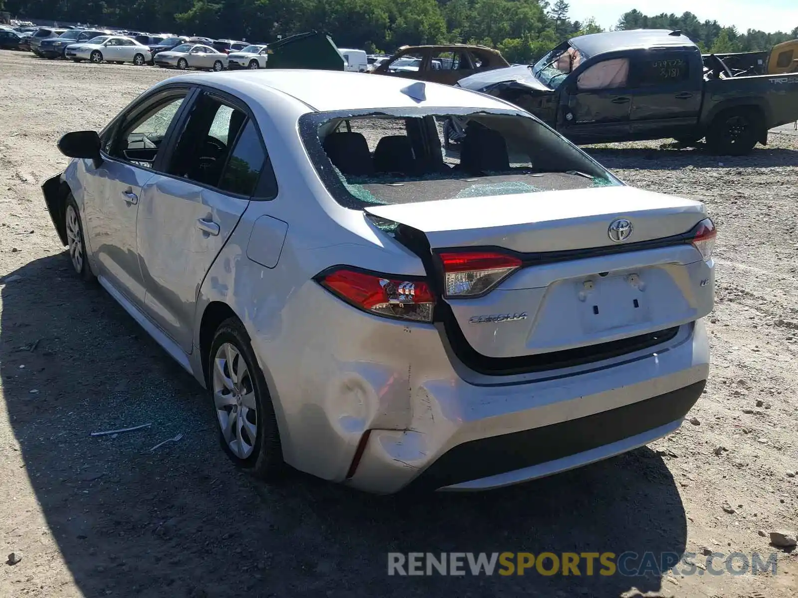 3 Photograph of a damaged car 5YFEPRAE7LP044457 TOYOTA COROLLA 2020