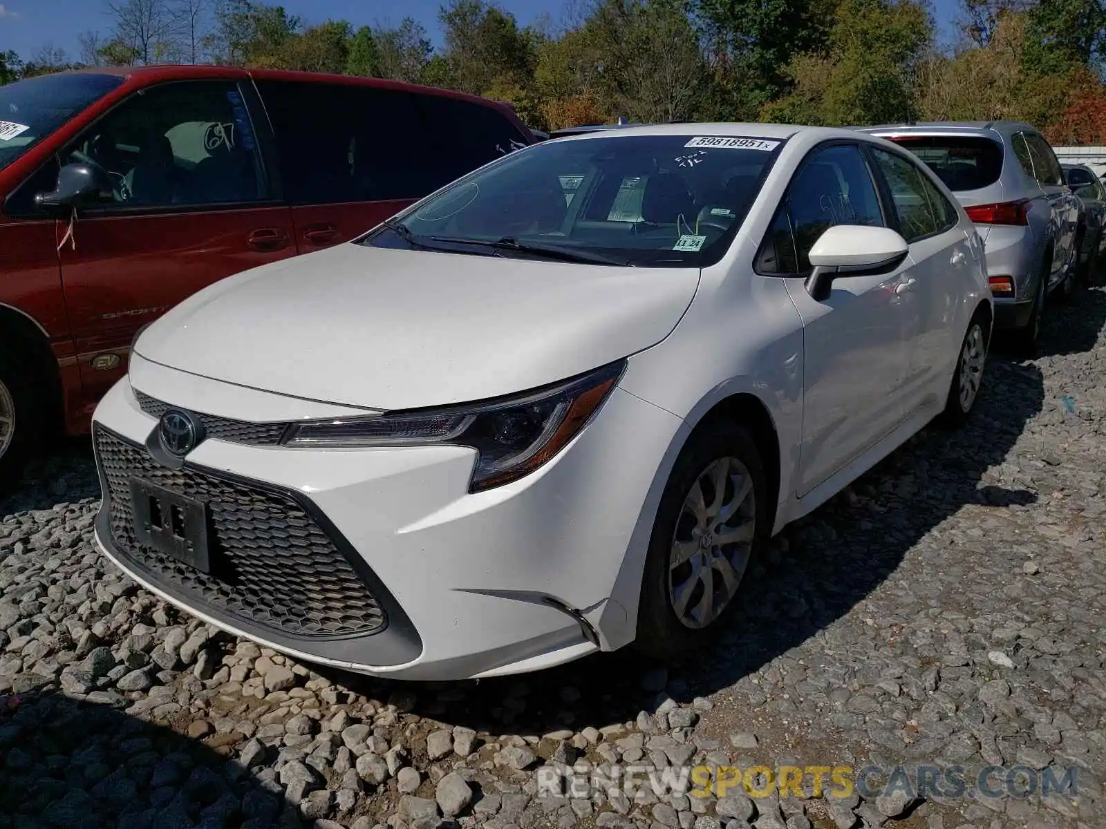 2 Photograph of a damaged car 5YFEPRAE7LP046452 TOYOTA COROLLA 2020