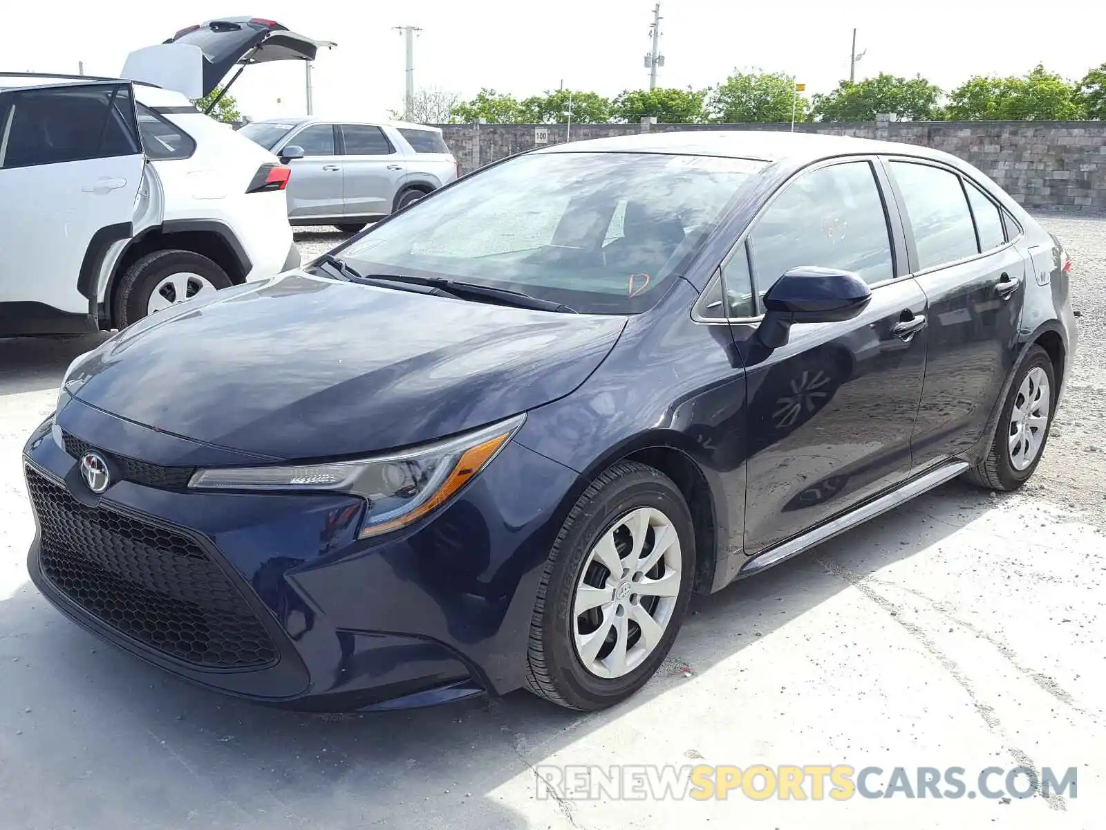 2 Photograph of a damaged car 5YFEPRAE7LP047455 TOYOTA COROLLA 2020