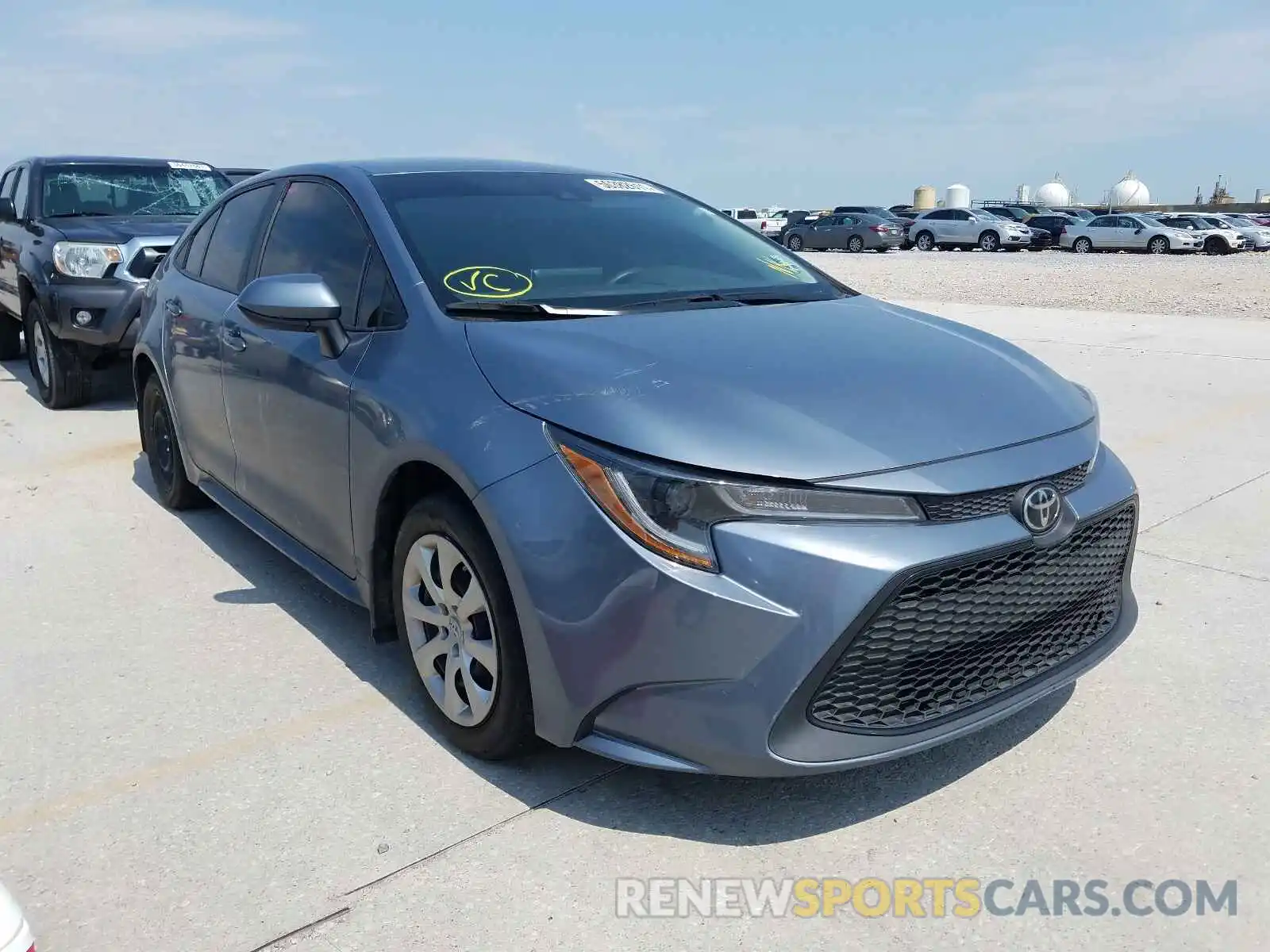 1 Photograph of a damaged car 5YFEPRAE7LP047911 TOYOTA COROLLA 2020