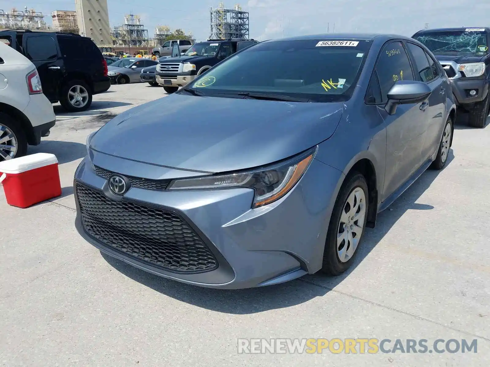 2 Photograph of a damaged car 5YFEPRAE7LP047911 TOYOTA COROLLA 2020