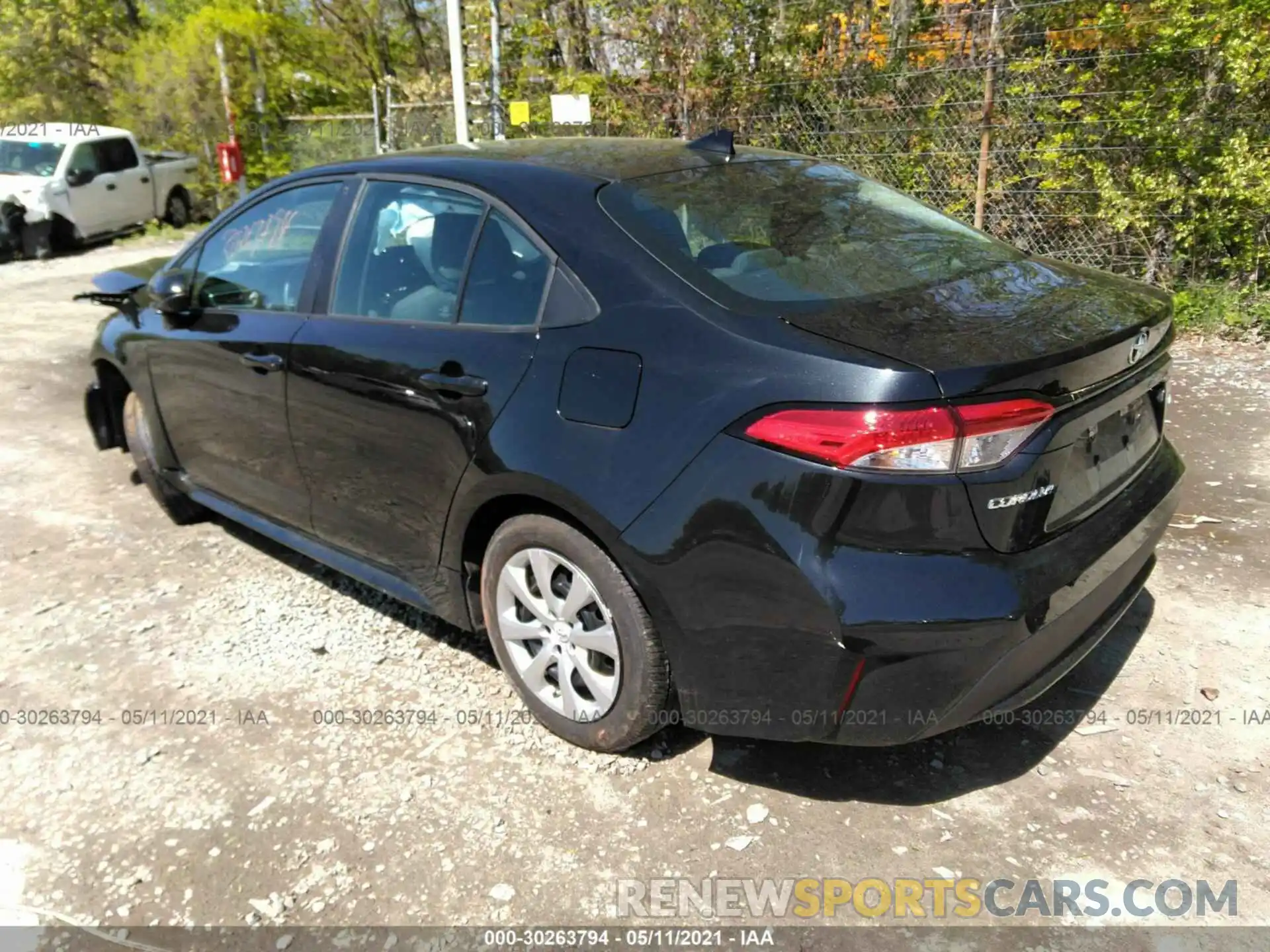 3 Photograph of a damaged car 5YFEPRAE7LP049156 TOYOTA COROLLA 2020