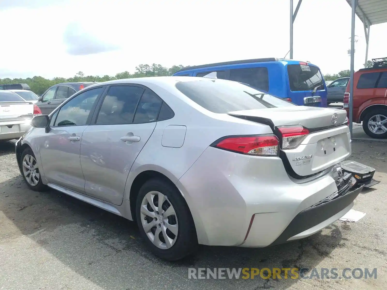 3 Photograph of a damaged car 5YFEPRAE7LP053272 TOYOTA COROLLA 2020