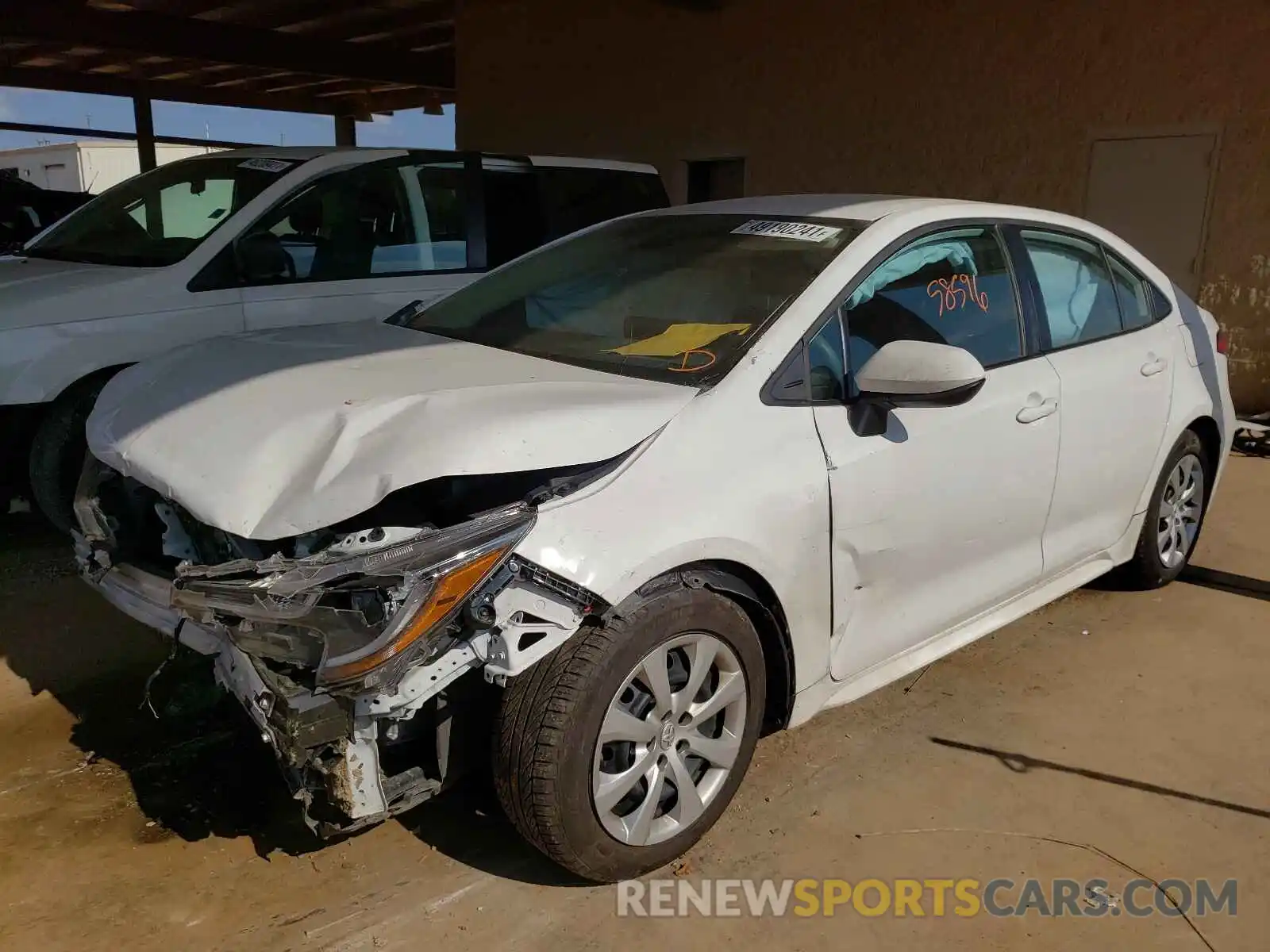 2 Photograph of a damaged car 5YFEPRAE7LP053790 TOYOTA COROLLA 2020