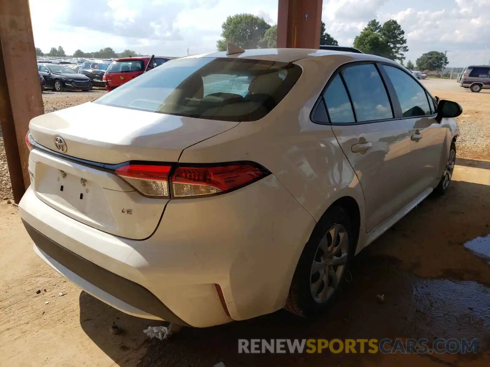 4 Photograph of a damaged car 5YFEPRAE7LP053790 TOYOTA COROLLA 2020