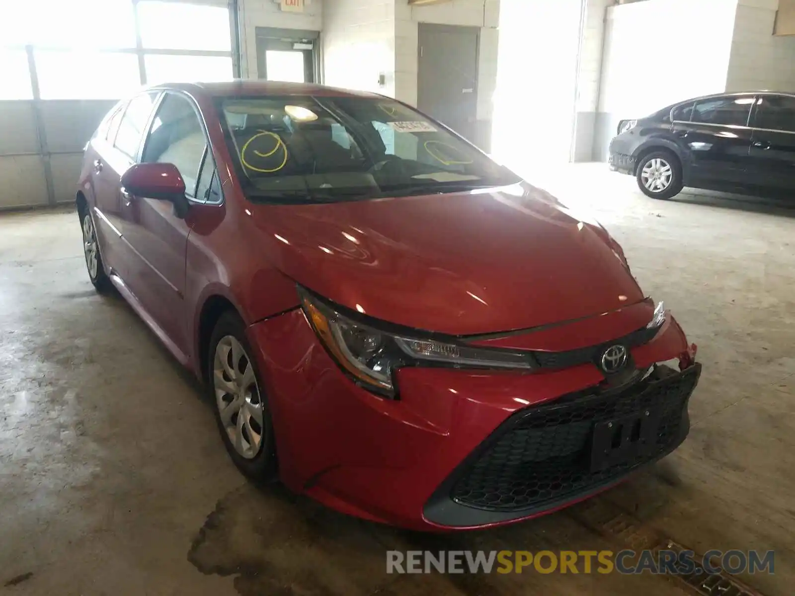 1 Photograph of a damaged car 5YFEPRAE7LP054129 TOYOTA COROLLA 2020