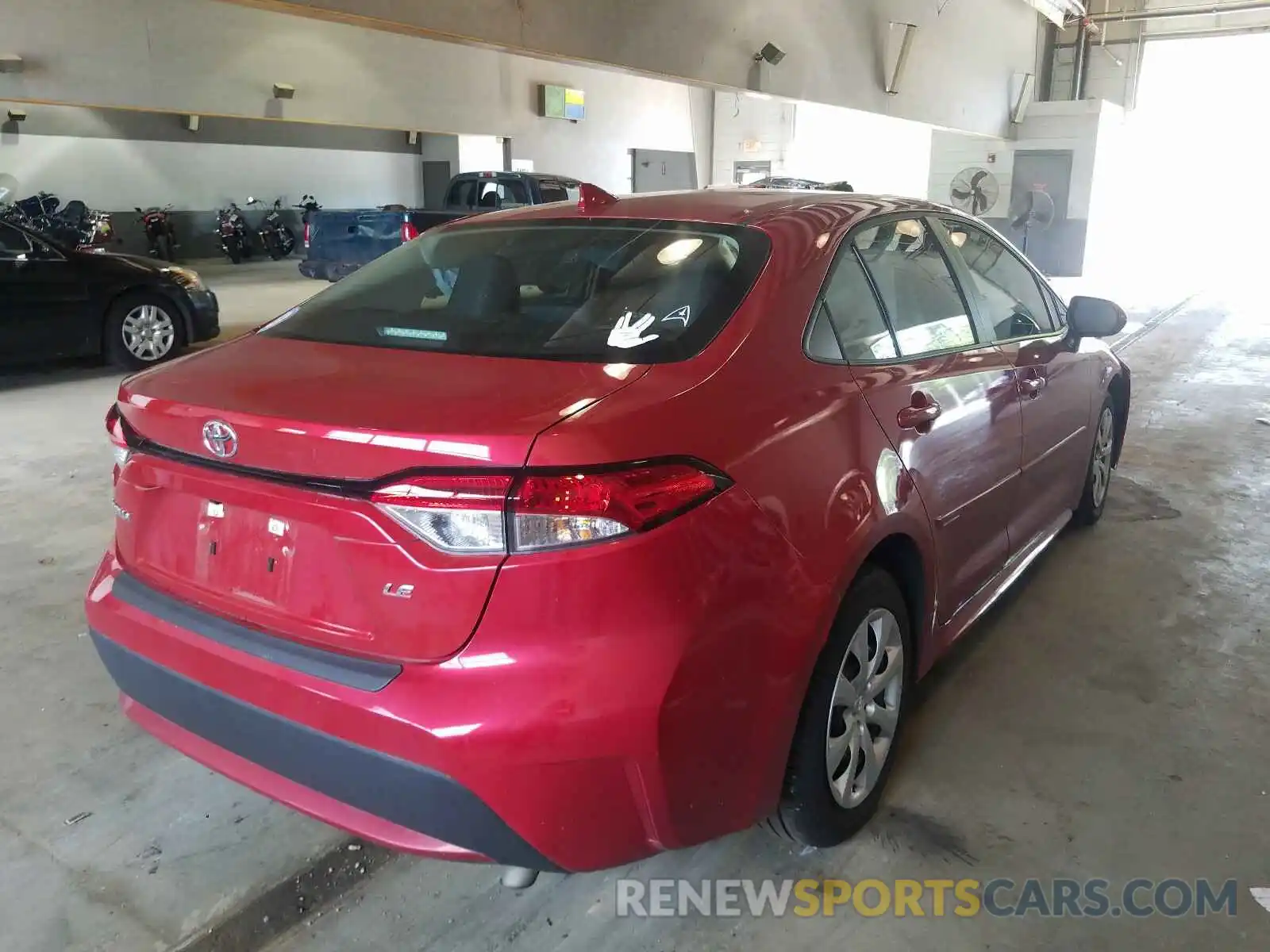 4 Photograph of a damaged car 5YFEPRAE7LP054129 TOYOTA COROLLA 2020