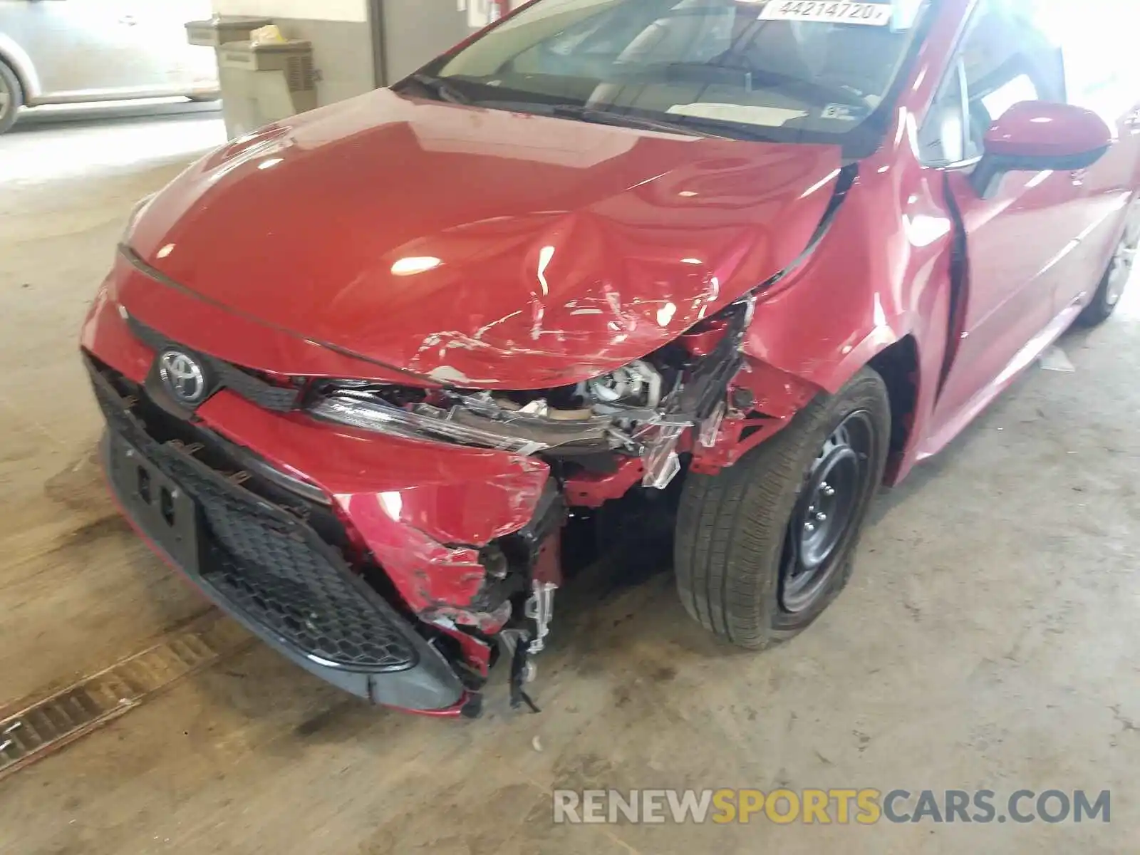 9 Photograph of a damaged car 5YFEPRAE7LP054129 TOYOTA COROLLA 2020