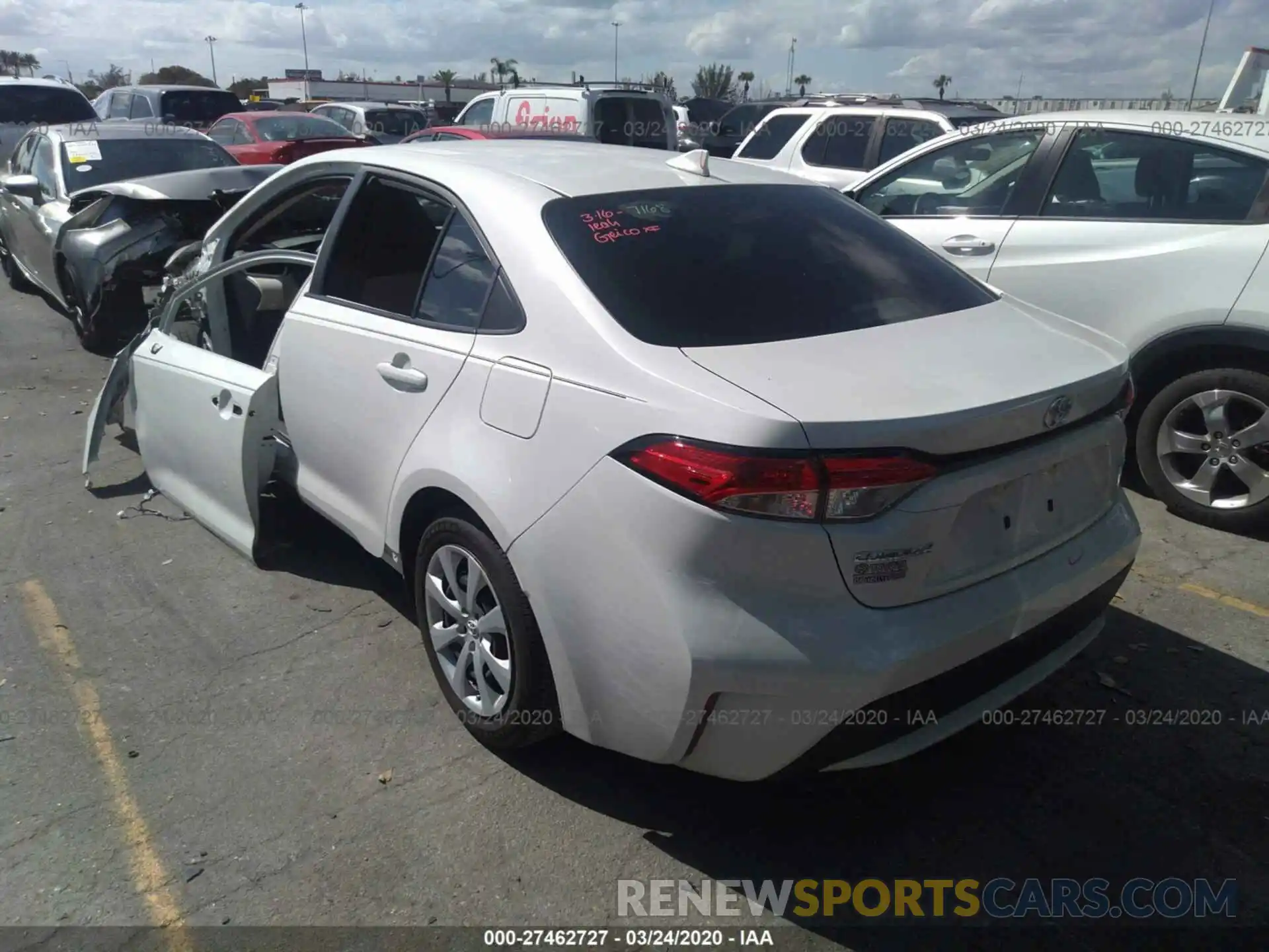 3 Photograph of a damaged car 5YFEPRAE7LP055667 TOYOTA COROLLA 2020