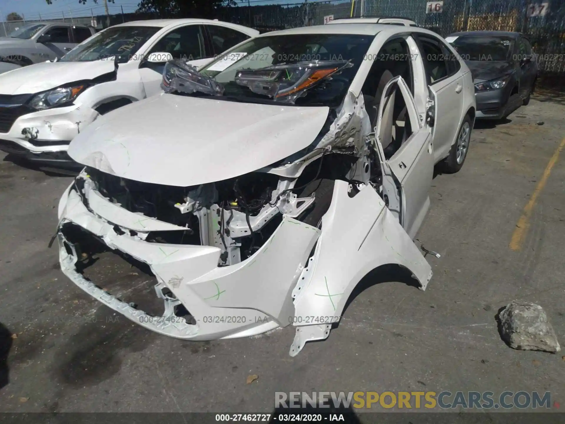 6 Photograph of a damaged car 5YFEPRAE7LP055667 TOYOTA COROLLA 2020