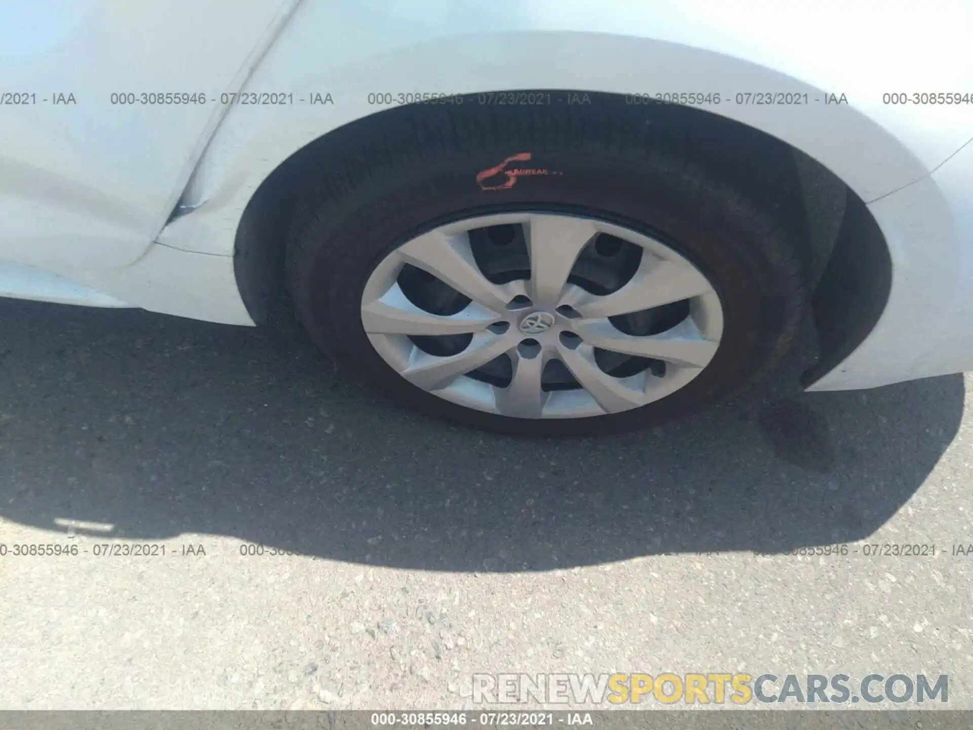 14 Photograph of a damaged car 5YFEPRAE7LP056480 TOYOTA COROLLA 2020