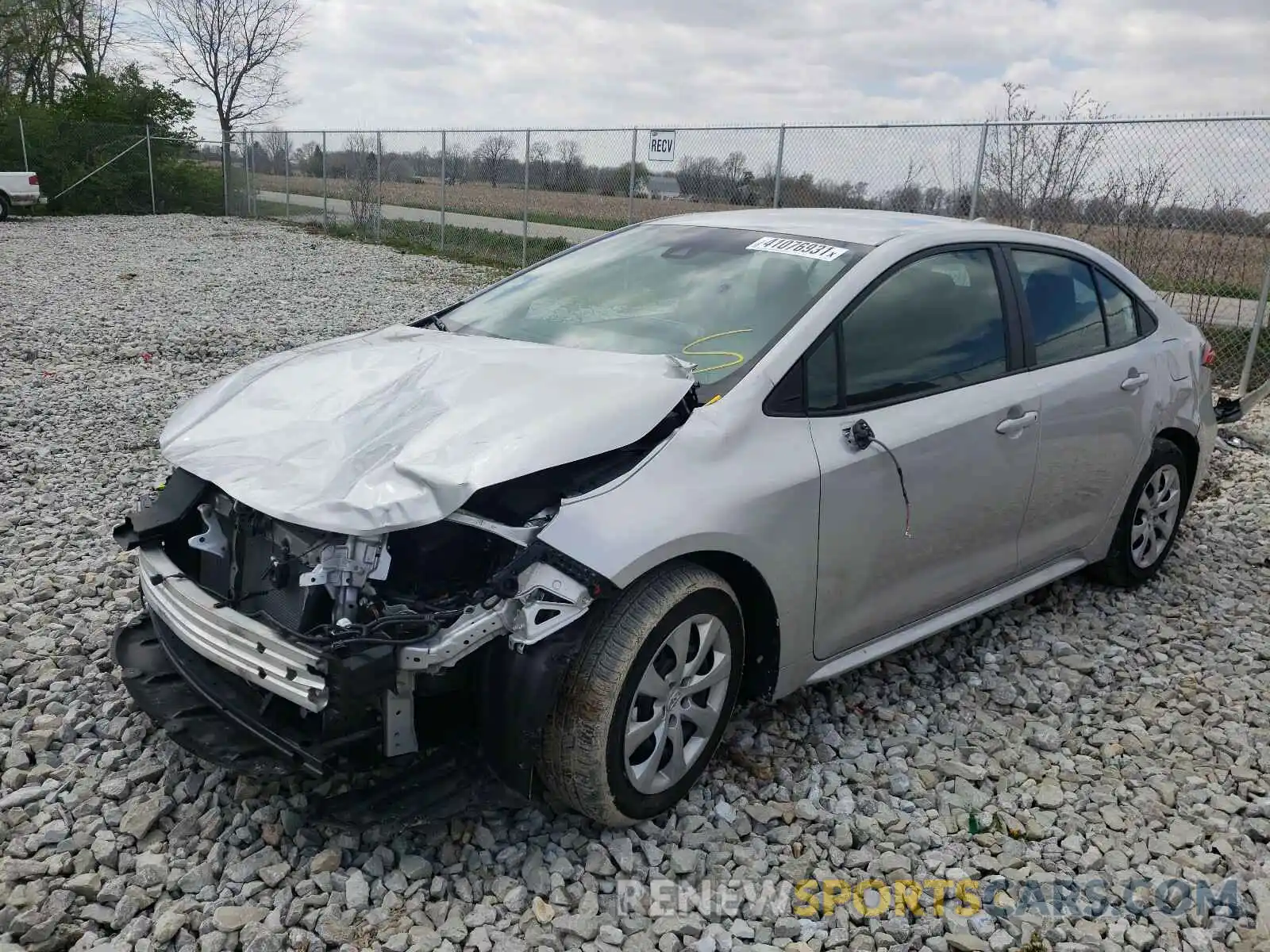 2 Photograph of a damaged car 5YFEPRAE7LP057547 TOYOTA COROLLA 2020