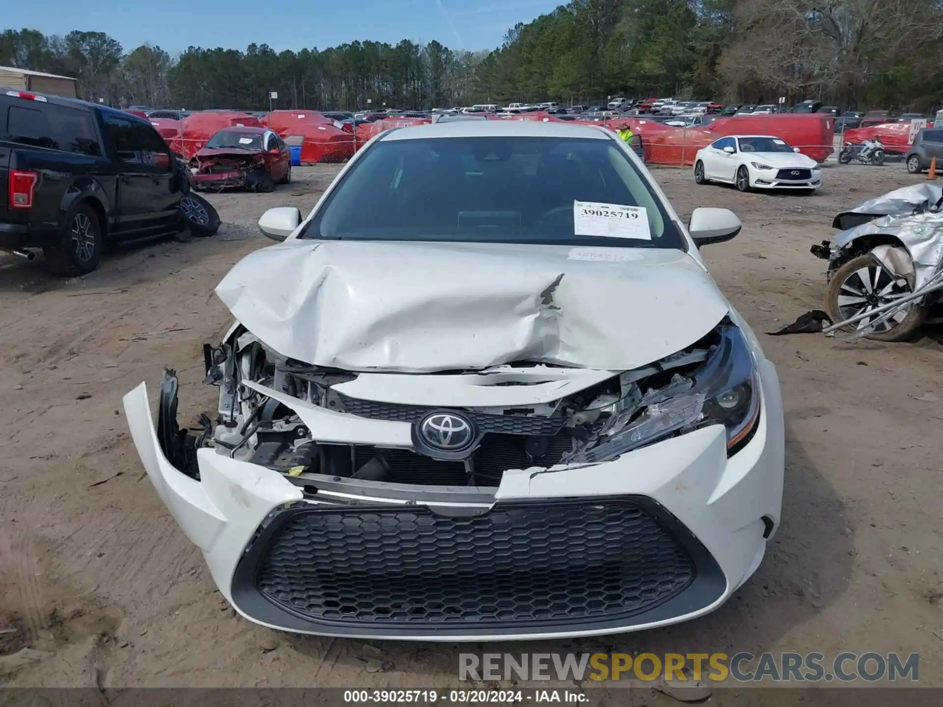 12 Photograph of a damaged car 5YFEPRAE7LP057662 TOYOTA COROLLA 2020