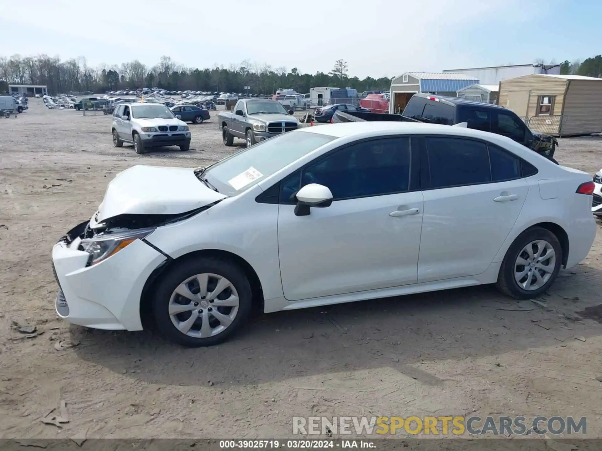 14 Photograph of a damaged car 5YFEPRAE7LP057662 TOYOTA COROLLA 2020