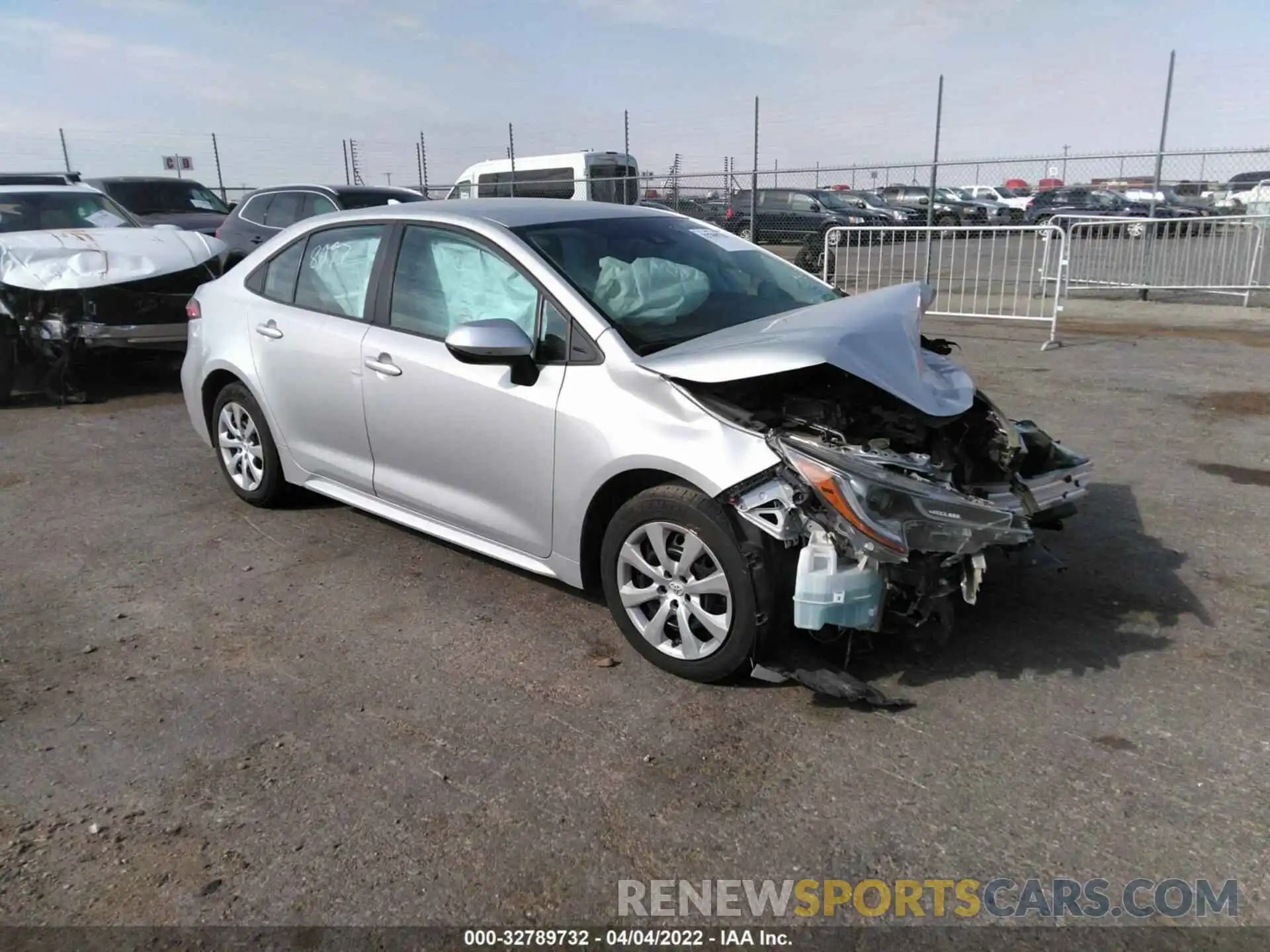 1 Photograph of a damaged car 5YFEPRAE7LP058097 TOYOTA COROLLA 2020