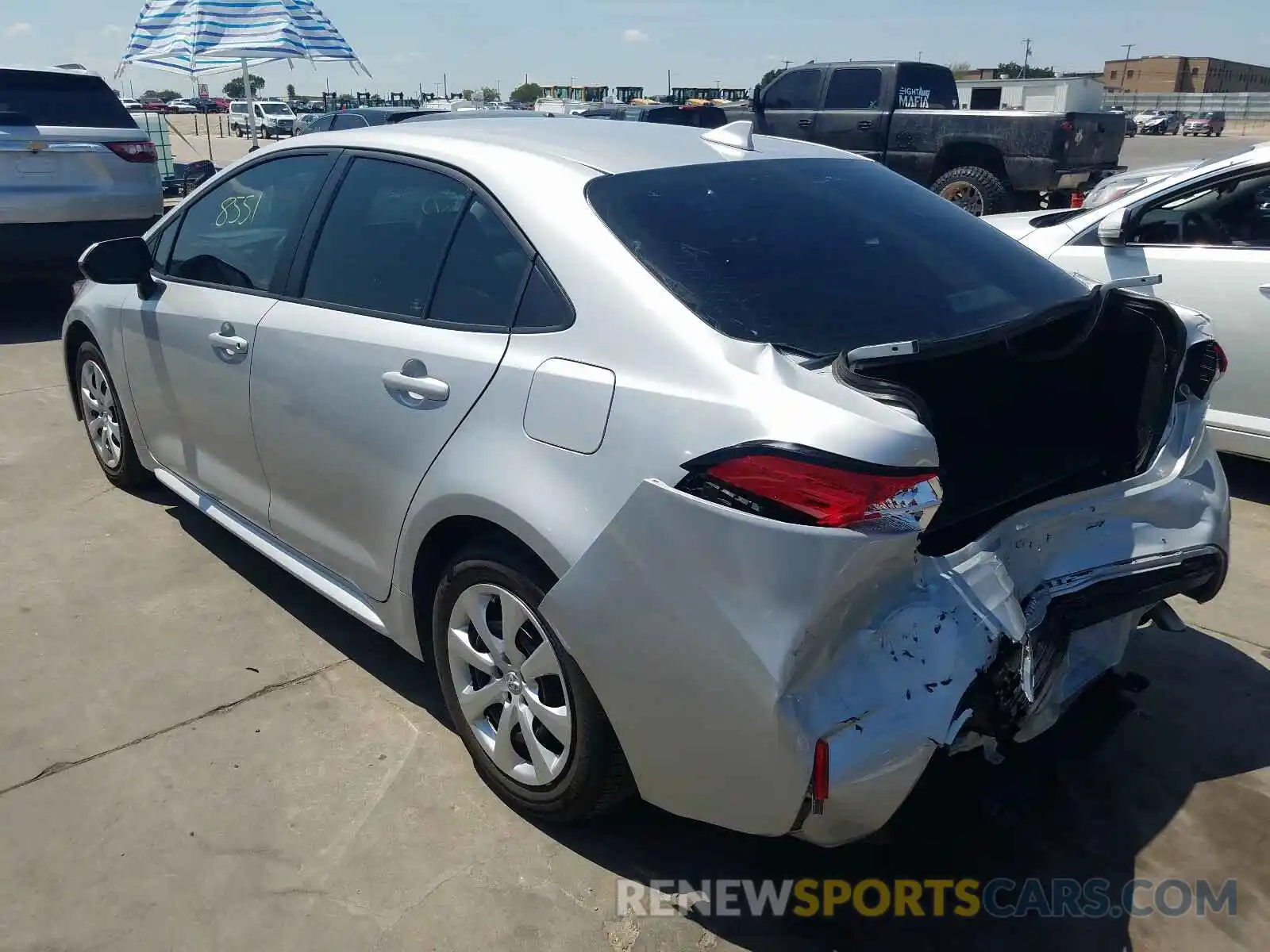 3 Photograph of a damaged car 5YFEPRAE7LP059315 TOYOTA COROLLA 2020