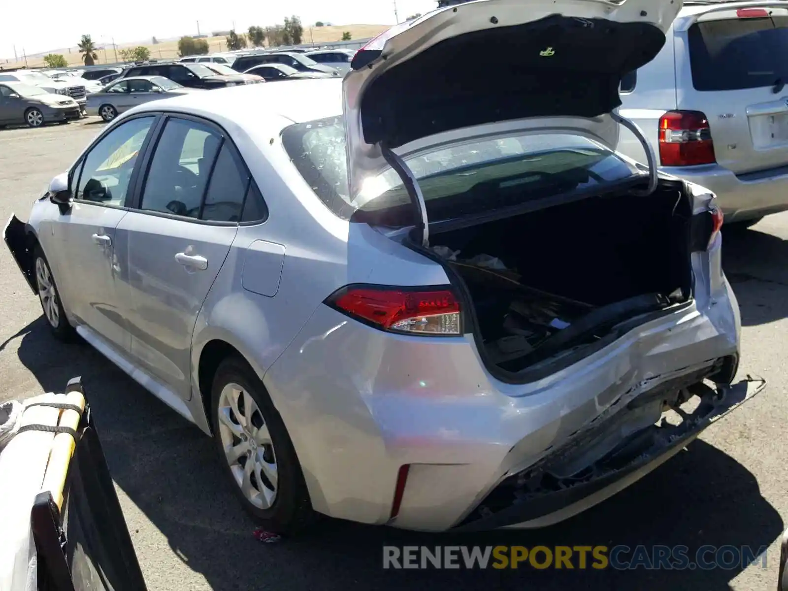 3 Photograph of a damaged car 5YFEPRAE7LP059878 TOYOTA COROLLA 2020