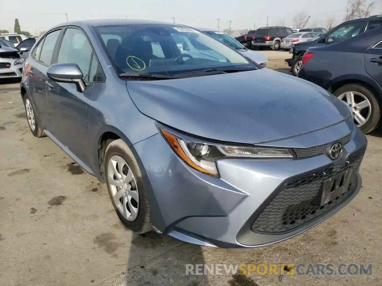 1 Photograph of a damaged car 5YFEPRAE7LP061551 TOYOTA COROLLA 2020