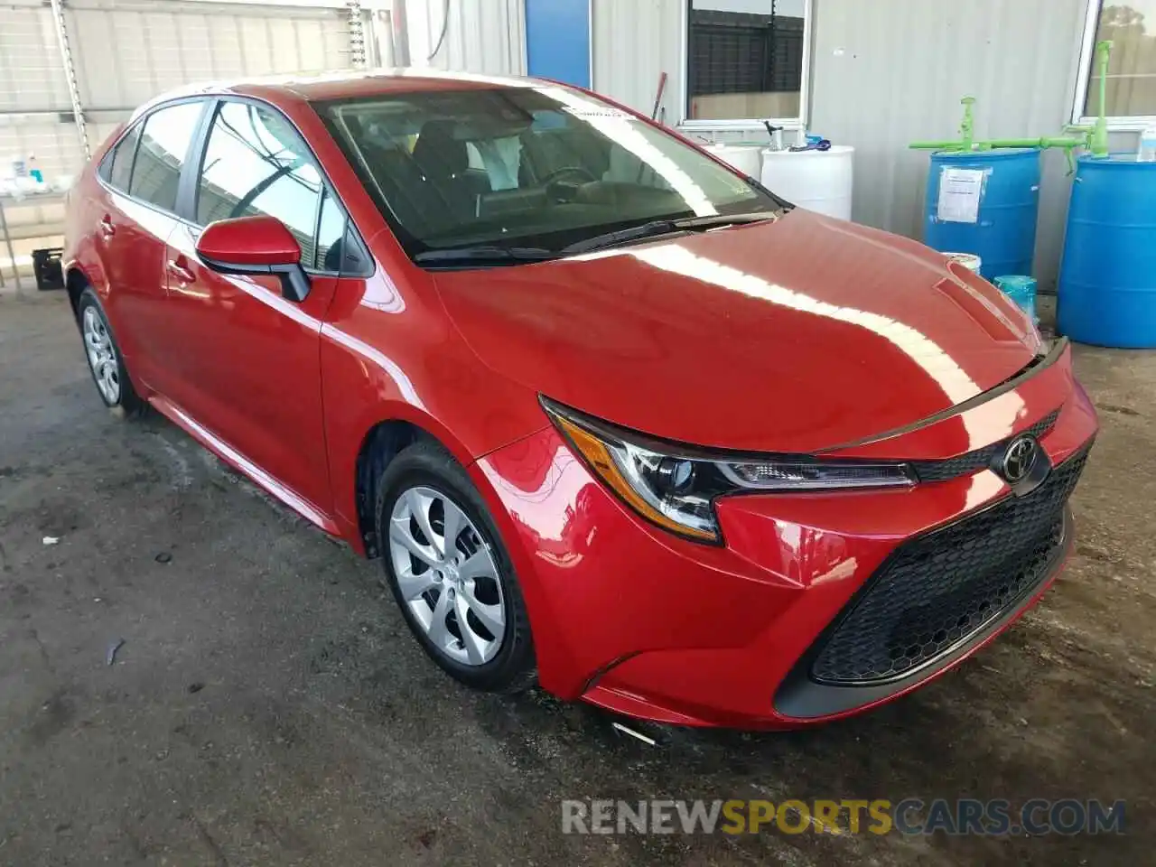 1 Photograph of a damaged car 5YFEPRAE7LP061825 TOYOTA COROLLA 2020