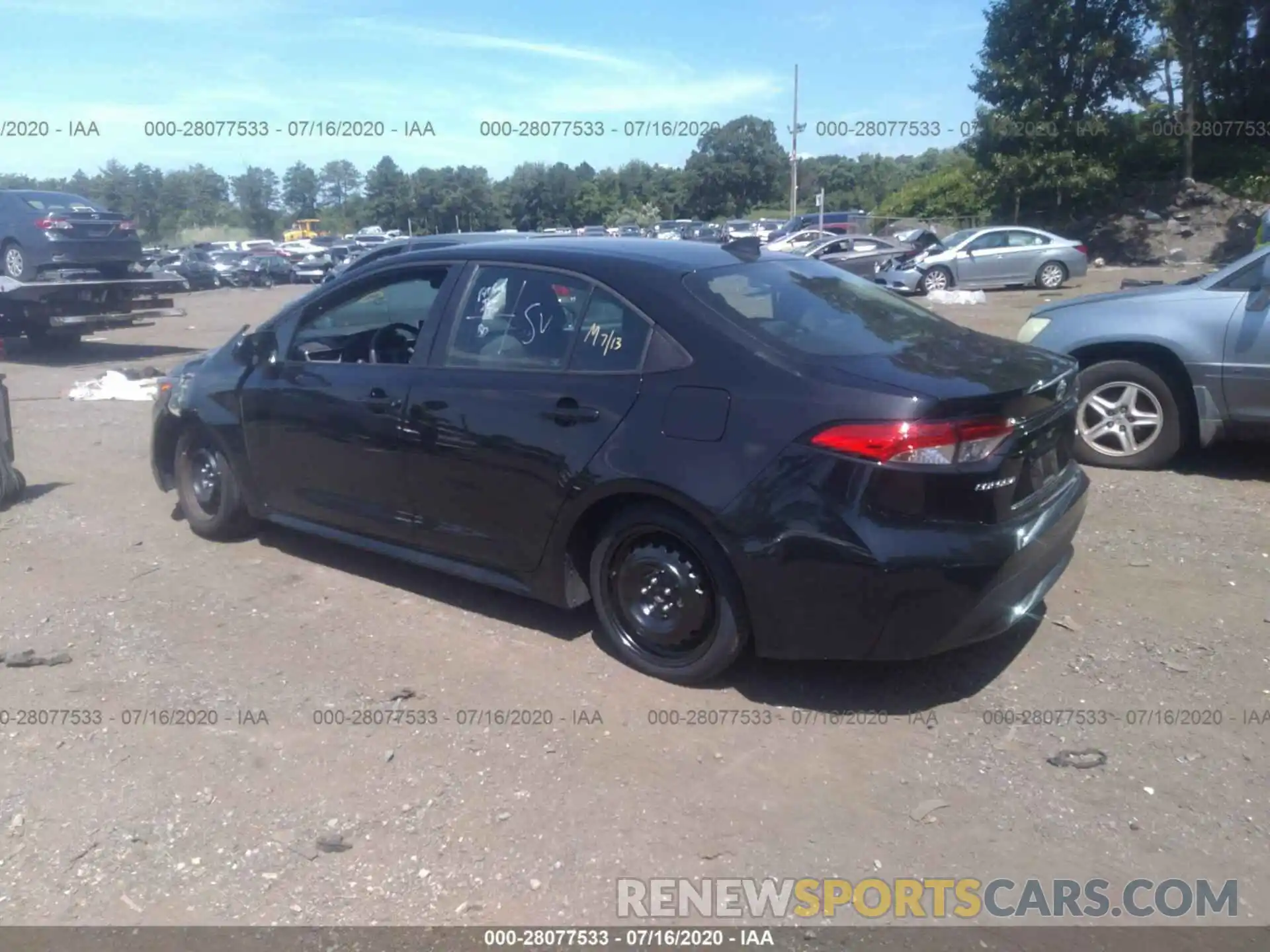 3 Photograph of a damaged car 5YFEPRAE7LP061873 TOYOTA COROLLA 2020