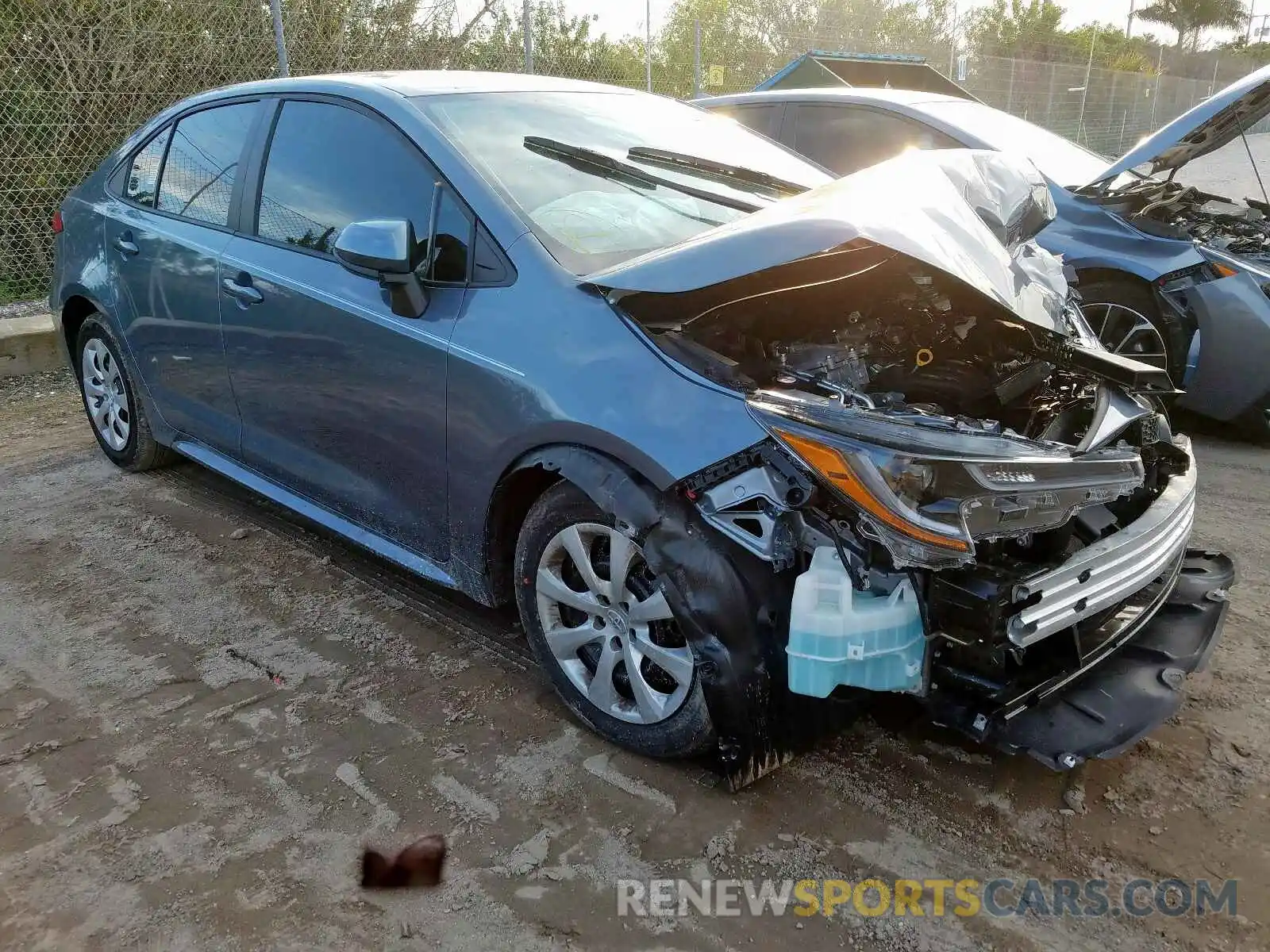 1 Photograph of a damaged car 5YFEPRAE7LP062134 TOYOTA COROLLA 2020