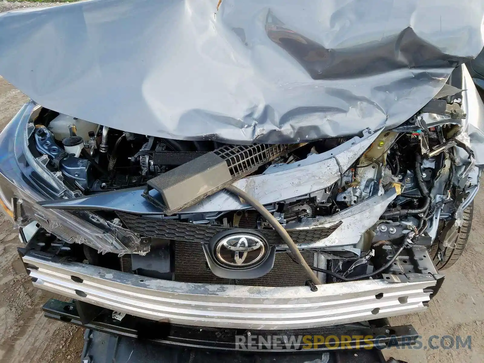 9 Photograph of a damaged car 5YFEPRAE7LP062134 TOYOTA COROLLA 2020