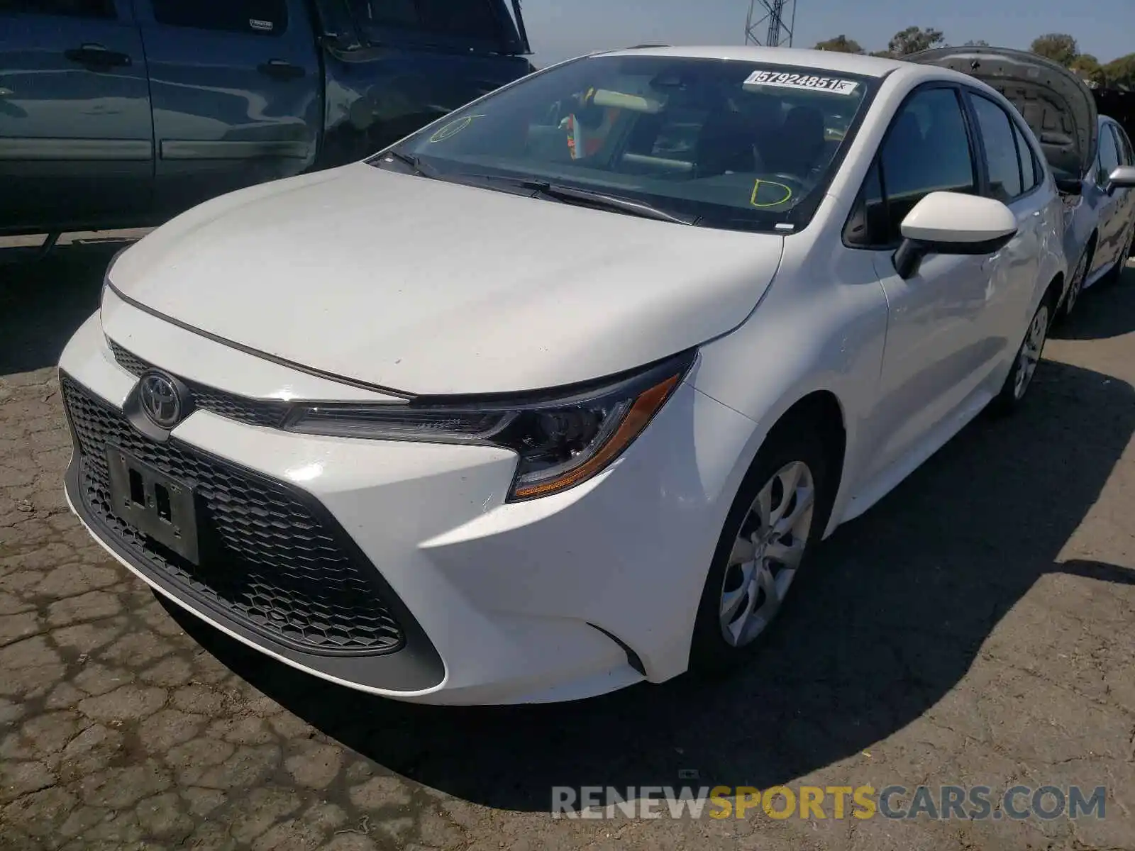 2 Photograph of a damaged car 5YFEPRAE7LP064627 TOYOTA COROLLA 2020