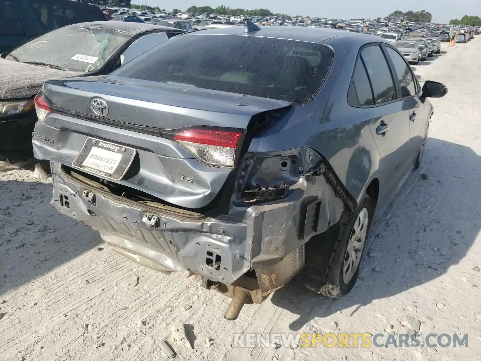 4 Фотография поврежденного автомобиля 5YFEPRAE7LP066457 TOYOTA COROLLA 2020