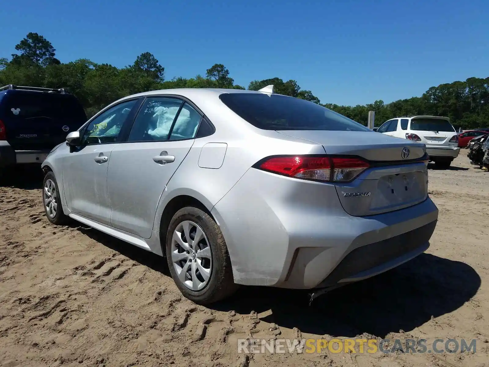 3 Photograph of a damaged car 5YFEPRAE7LP066555 TOYOTA COROLLA 2020