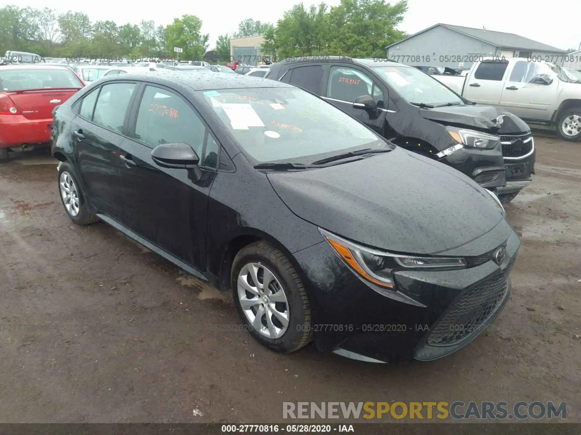 1 Photograph of a damaged car 5YFEPRAE7LP066572 TOYOTA COROLLA 2020