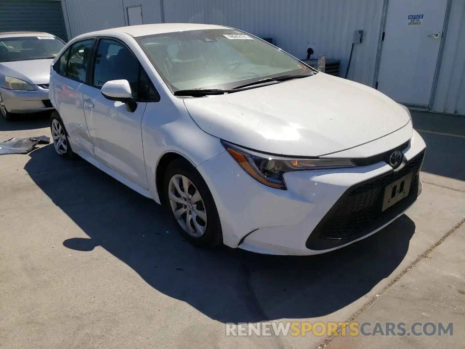 1 Photograph of a damaged car 5YFEPRAE7LP067513 TOYOTA COROLLA 2020