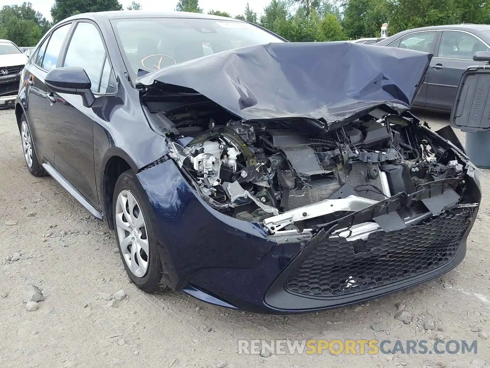 1 Photograph of a damaged car 5YFEPRAE7LP067804 TOYOTA COROLLA 2020