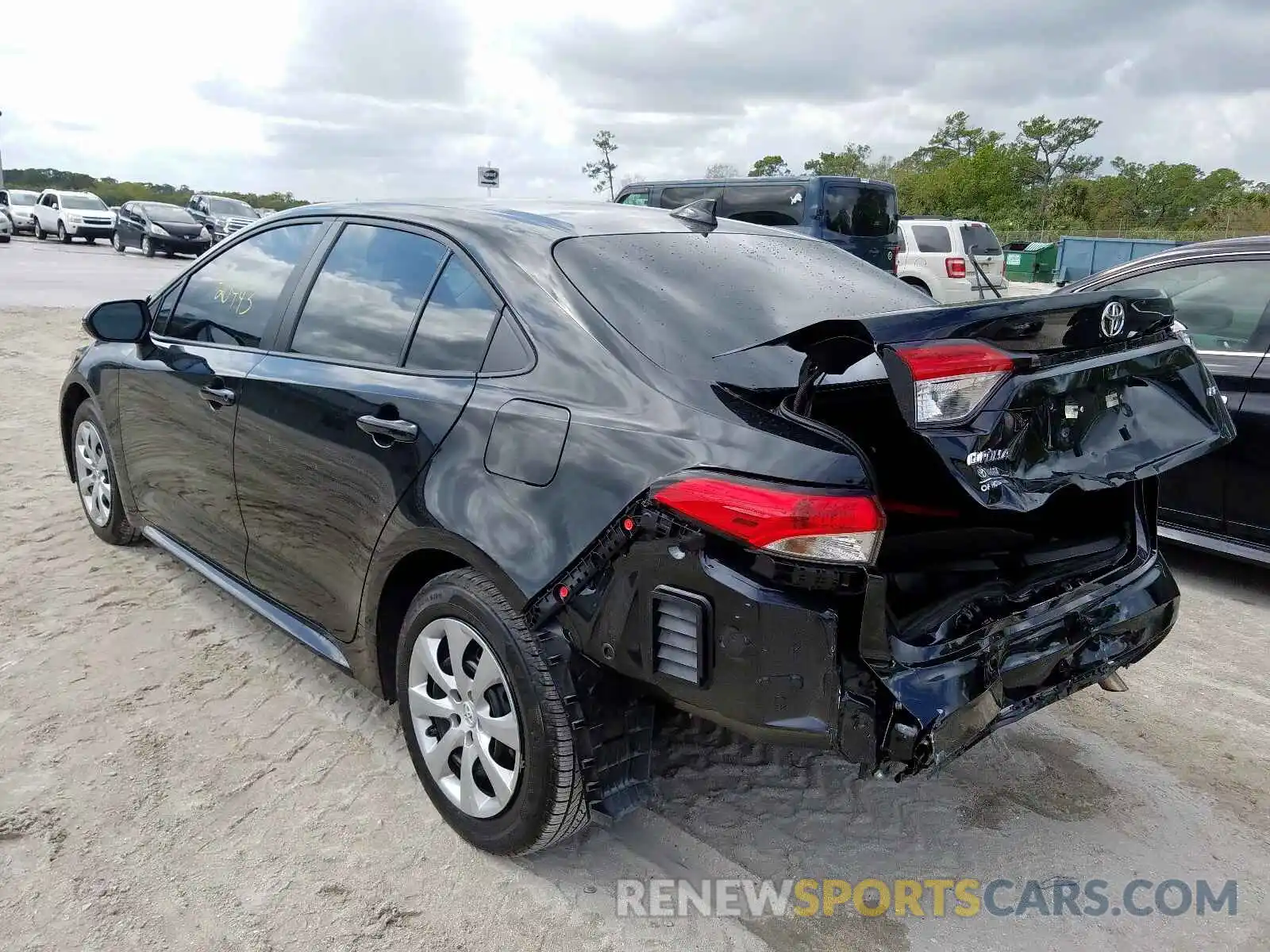 3 Photograph of a damaged car 5YFEPRAE7LP068662 TOYOTA COROLLA 2020