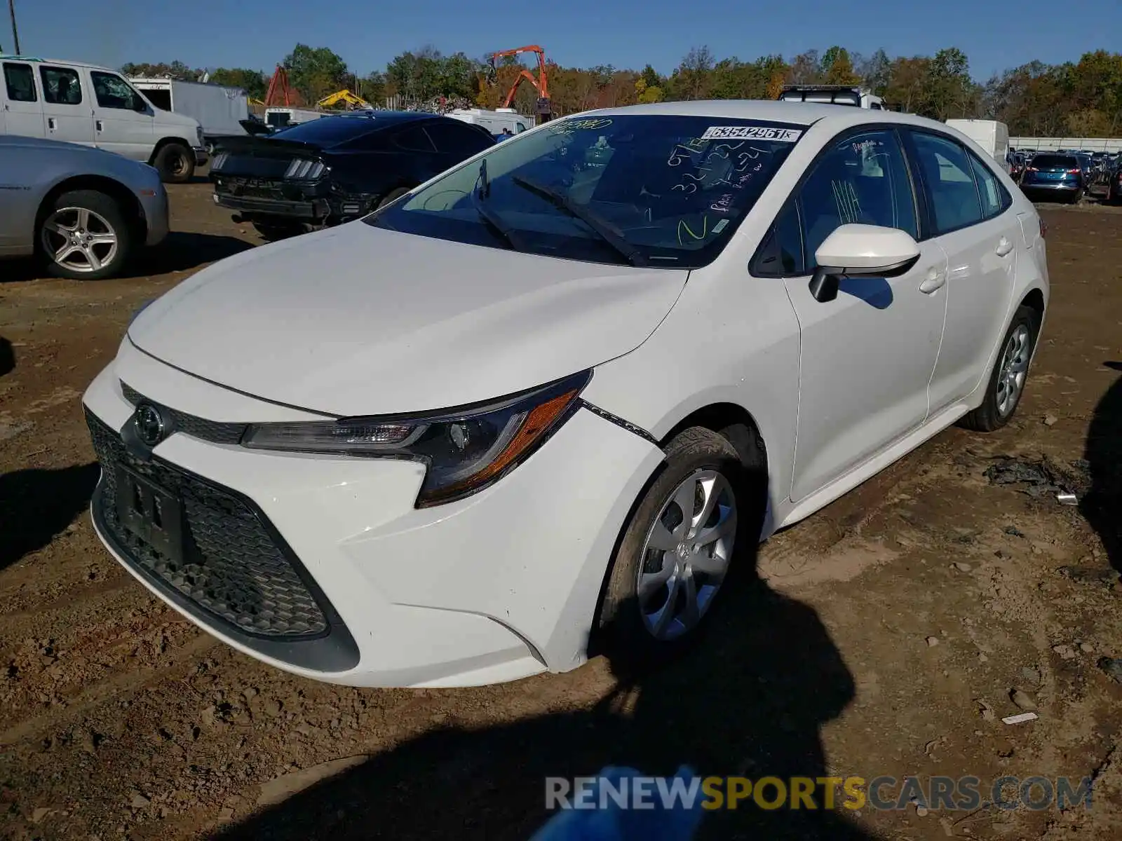 2 Photograph of a damaged car 5YFEPRAE7LP069424 TOYOTA COROLLA 2020