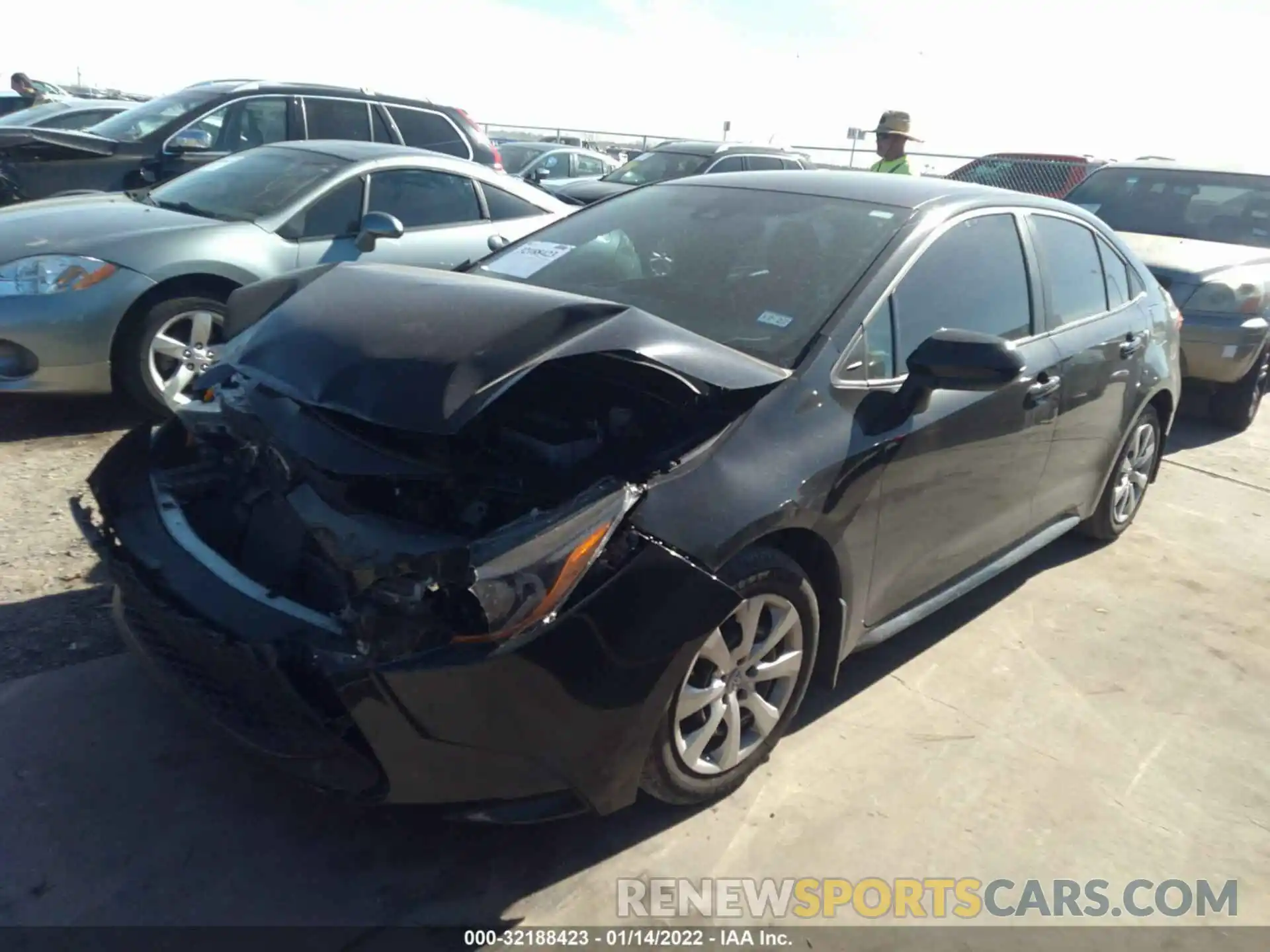 2 Photograph of a damaged car 5YFEPRAE7LP069472 TOYOTA COROLLA 2020