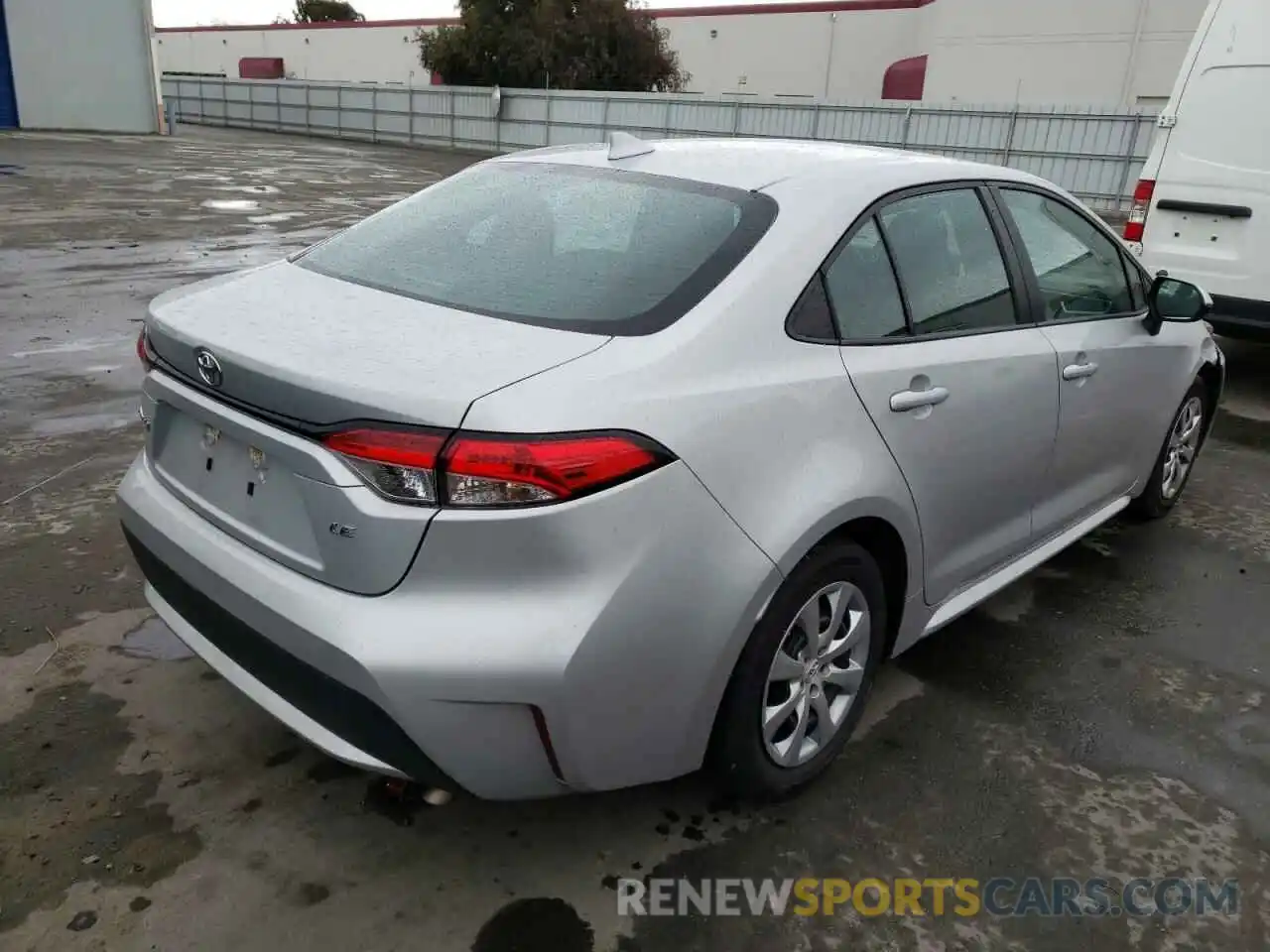 4 Photograph of a damaged car 5YFEPRAE7LP069620 TOYOTA COROLLA 2020