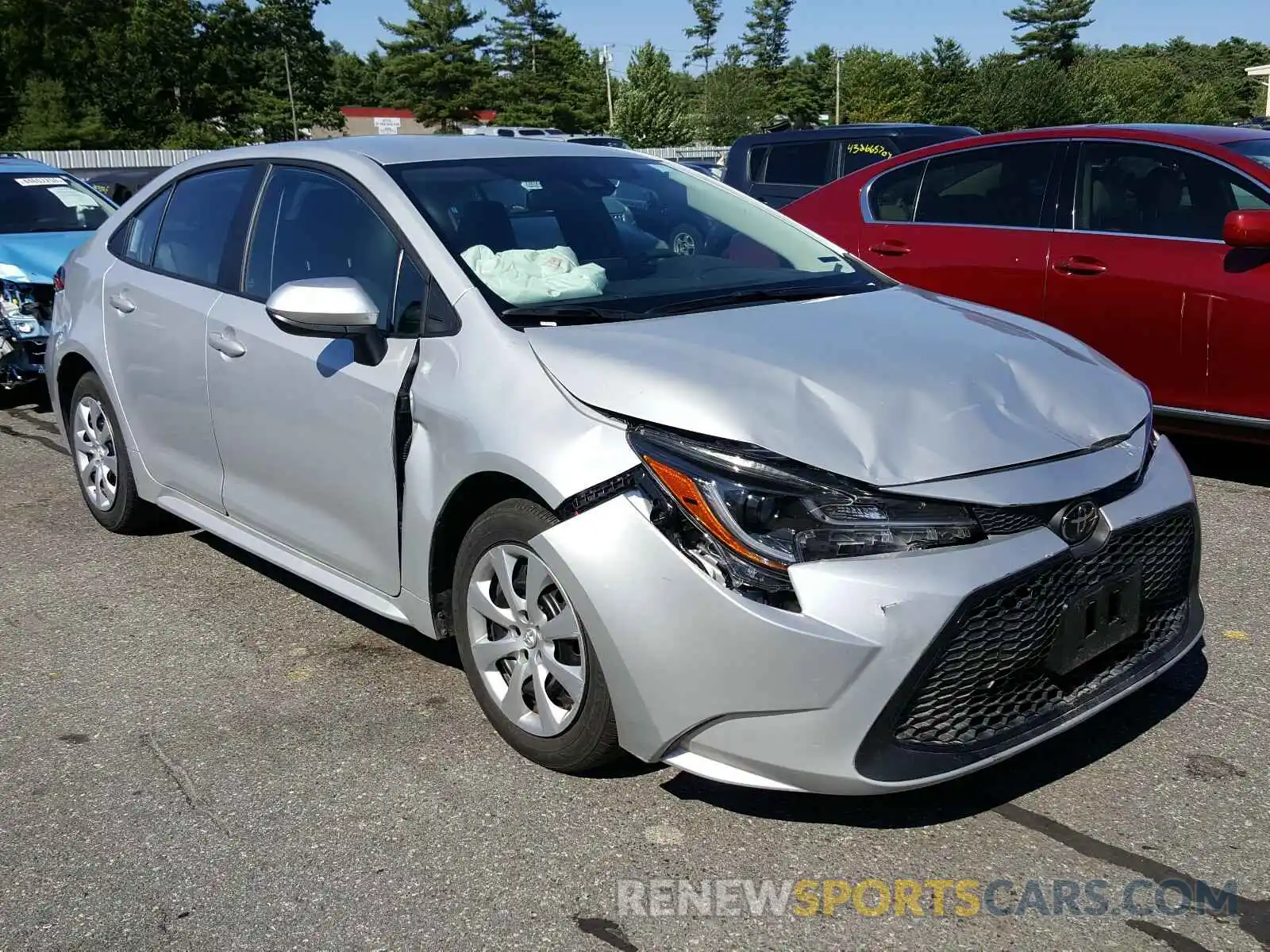 1 Photograph of a damaged car 5YFEPRAE7LP069634 TOYOTA COROLLA 2020