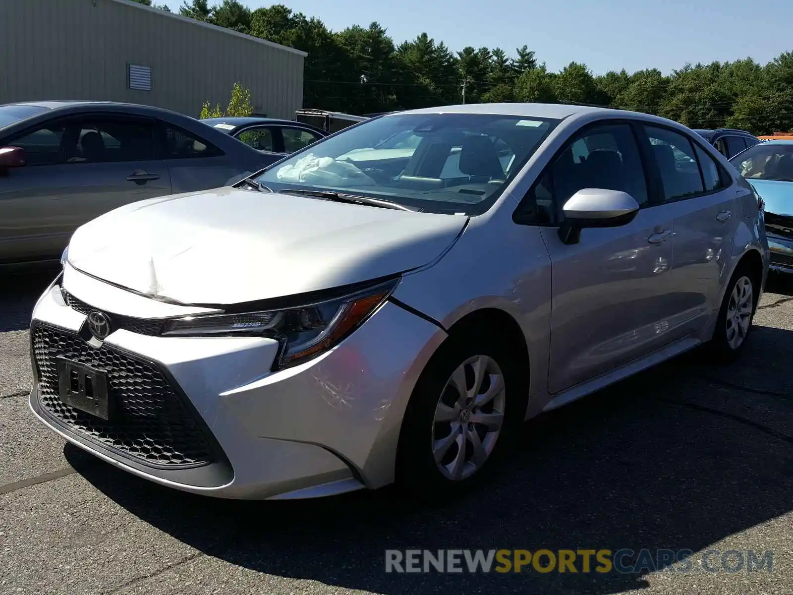 2 Photograph of a damaged car 5YFEPRAE7LP069634 TOYOTA COROLLA 2020