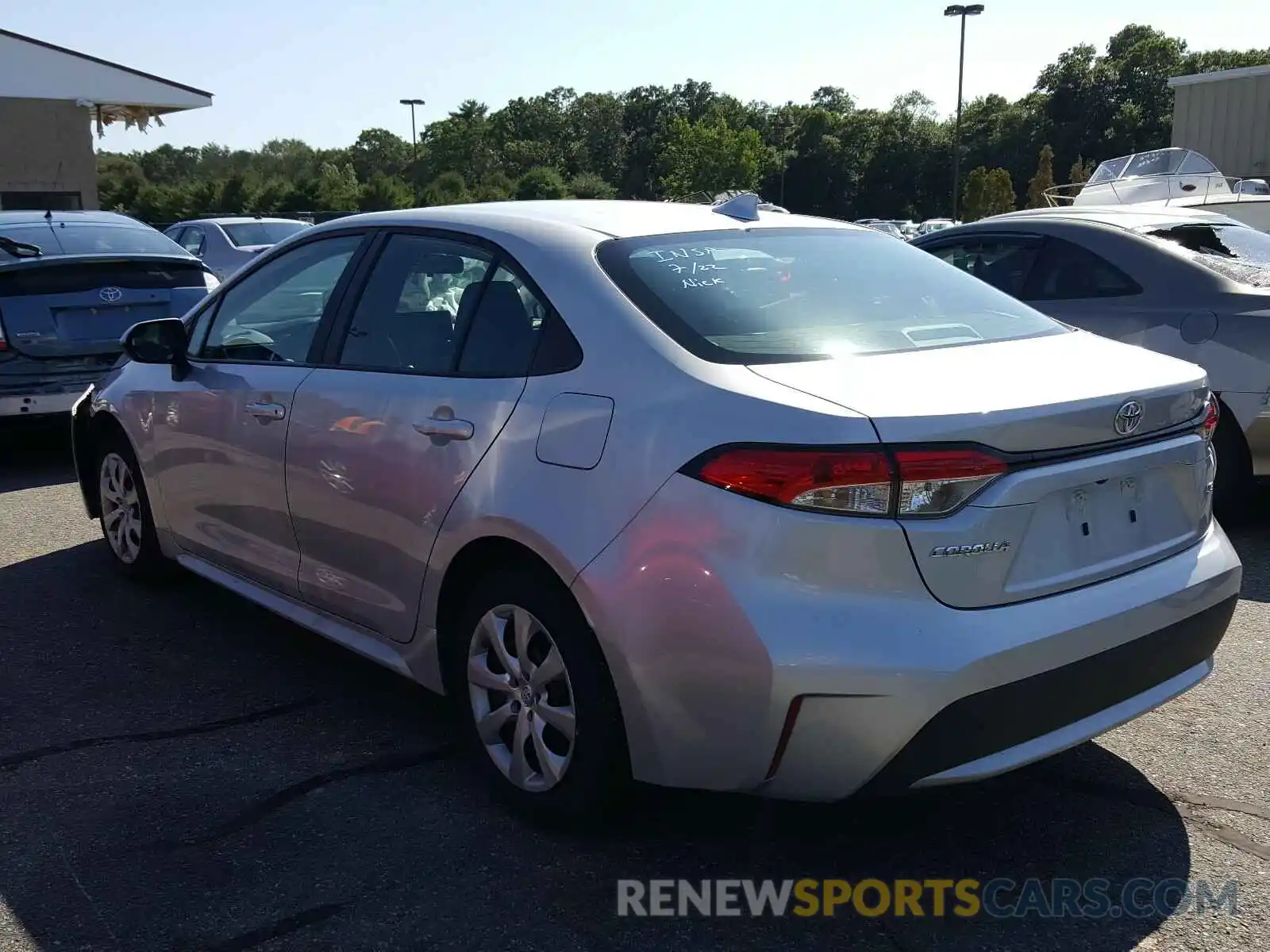 3 Photograph of a damaged car 5YFEPRAE7LP069634 TOYOTA COROLLA 2020