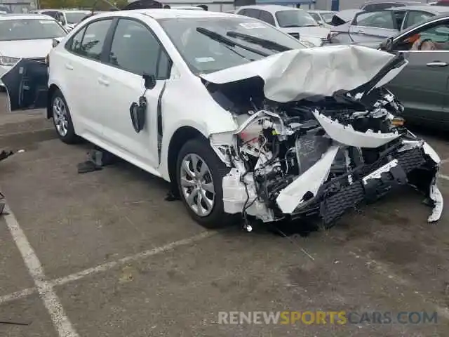 1 Photograph of a damaged car 5YFEPRAE7LP069973 TOYOTA COROLLA 2020