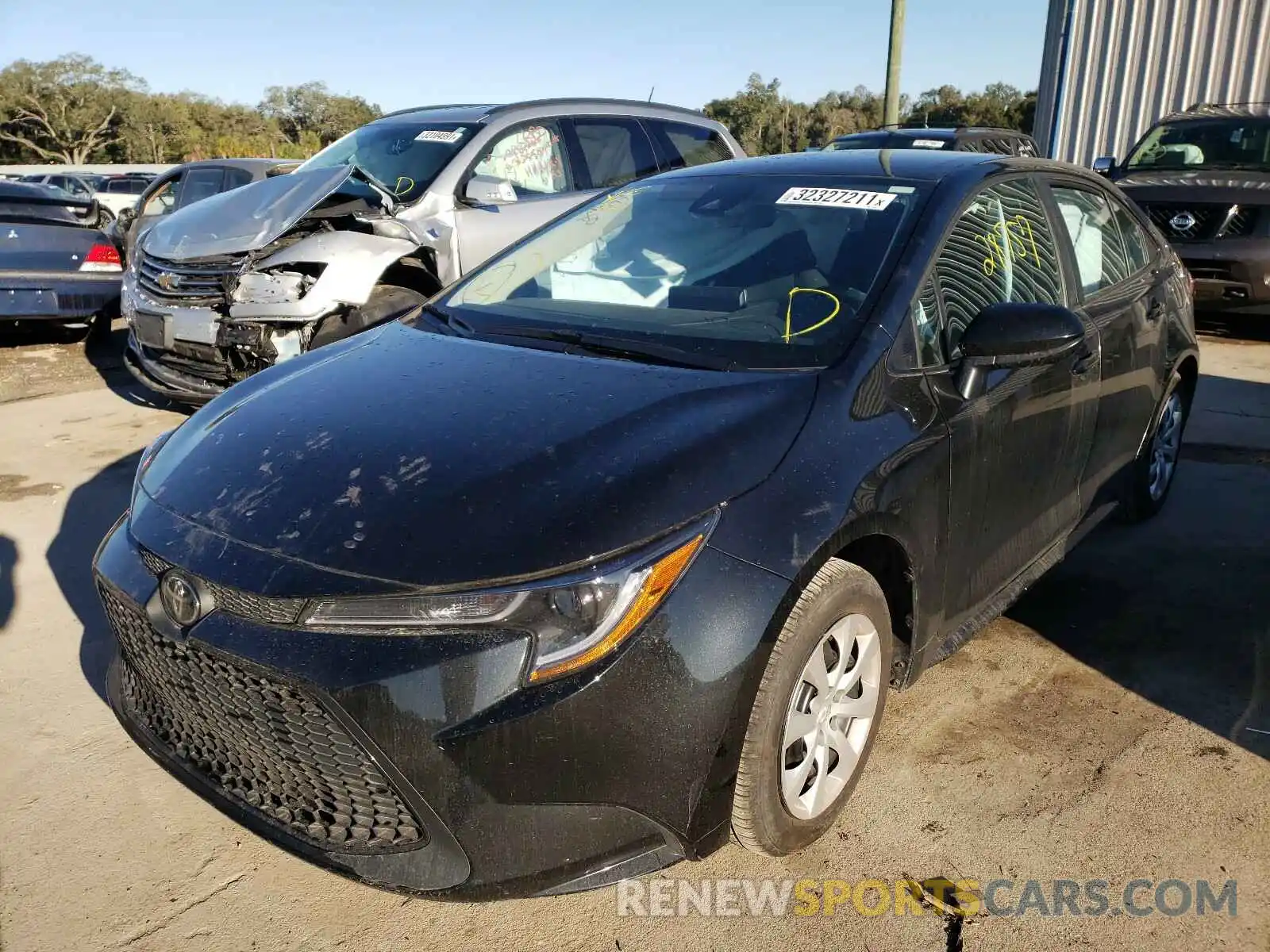 2 Photograph of a damaged car 5YFEPRAE7LP071058 TOYOTA COROLLA 2020