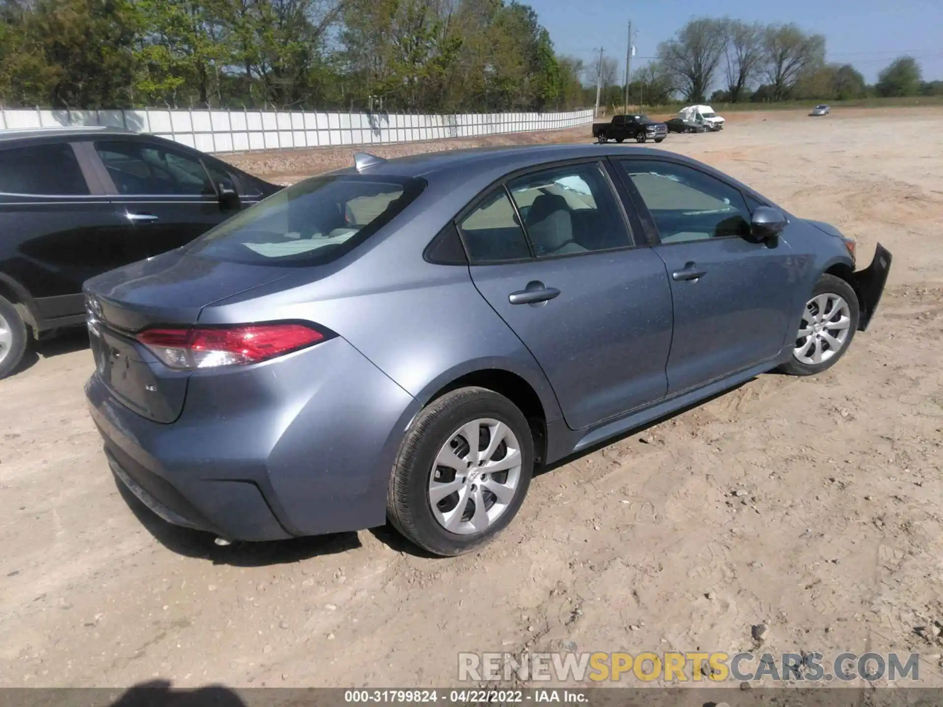 4 Photograph of a damaged car 5YFEPRAE7LP072274 TOYOTA COROLLA 2020