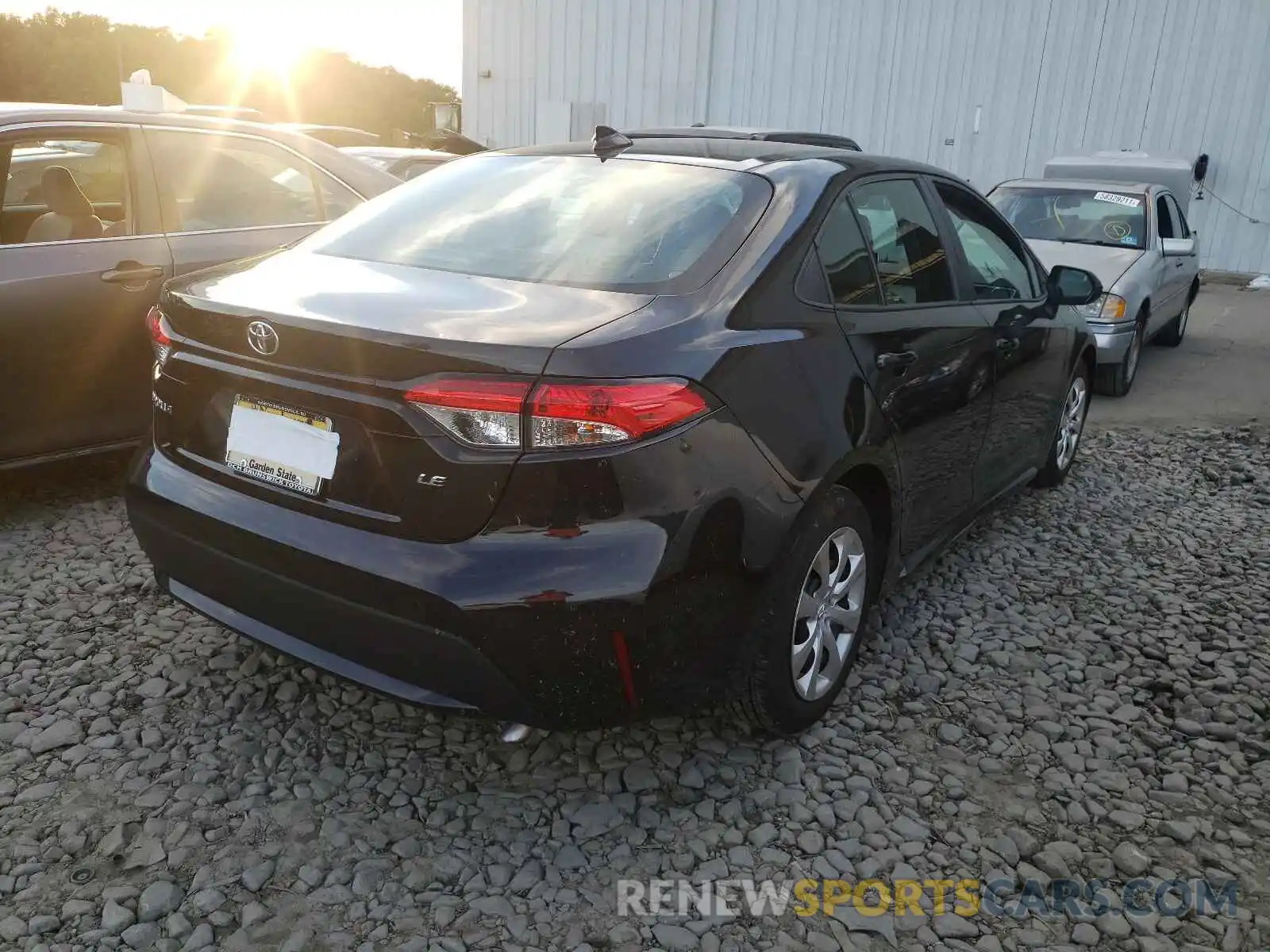 4 Photograph of a damaged car 5YFEPRAE7LP074722 TOYOTA COROLLA 2020