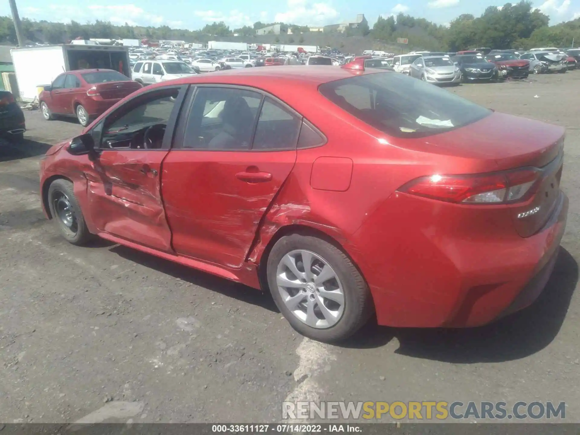 3 Photograph of a damaged car 5YFEPRAE7LP074820 TOYOTA COROLLA 2020