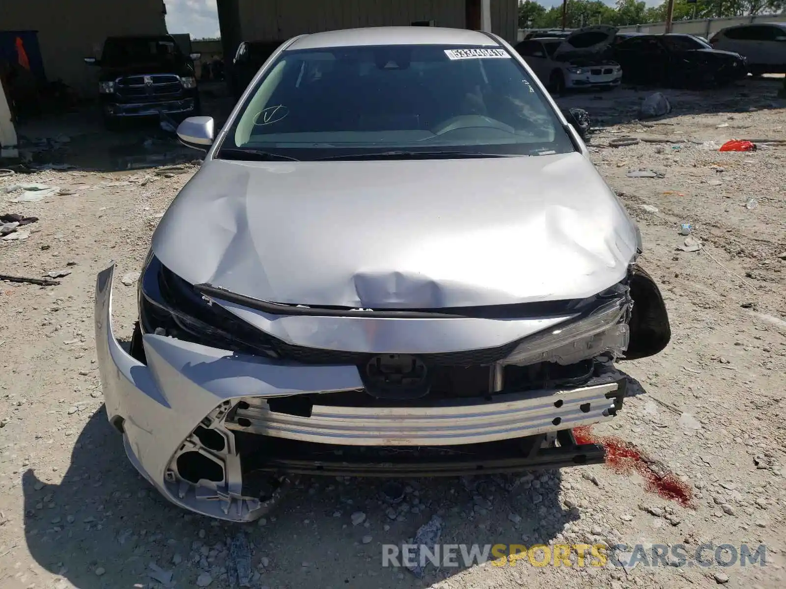 9 Photograph of a damaged car 5YFEPRAE7LP075420 TOYOTA COROLLA 2020